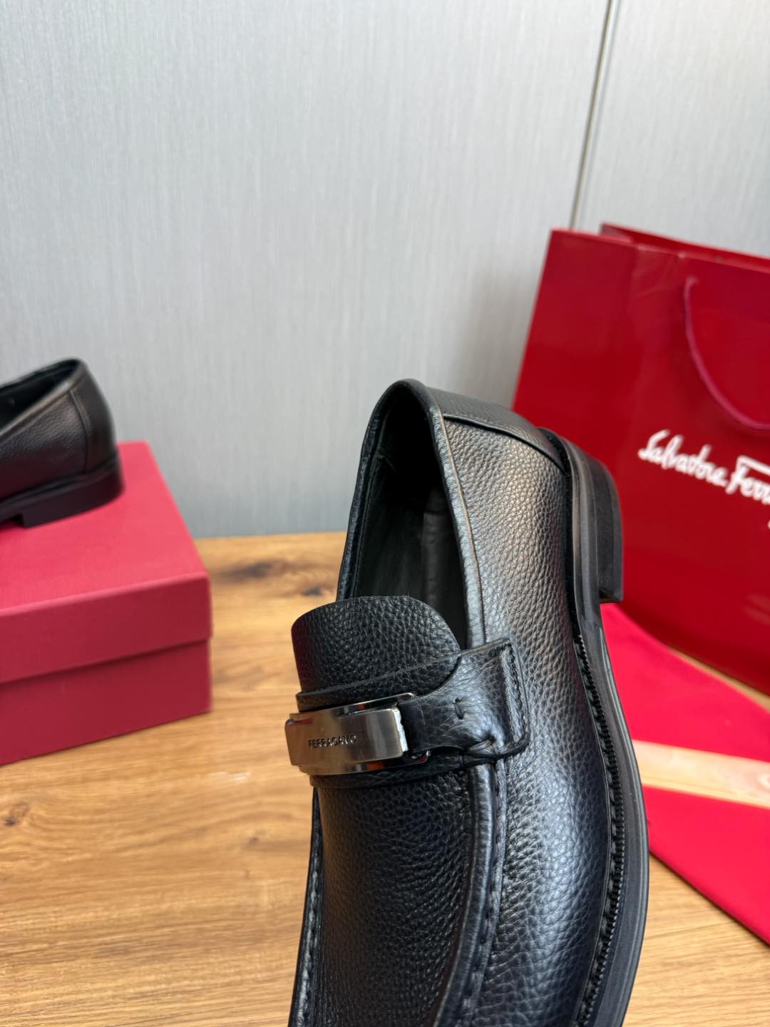 Ferragamo Men's Leather Loafers Business Casual Shoes, Original Quality 9 i1735847661472 911 0 7