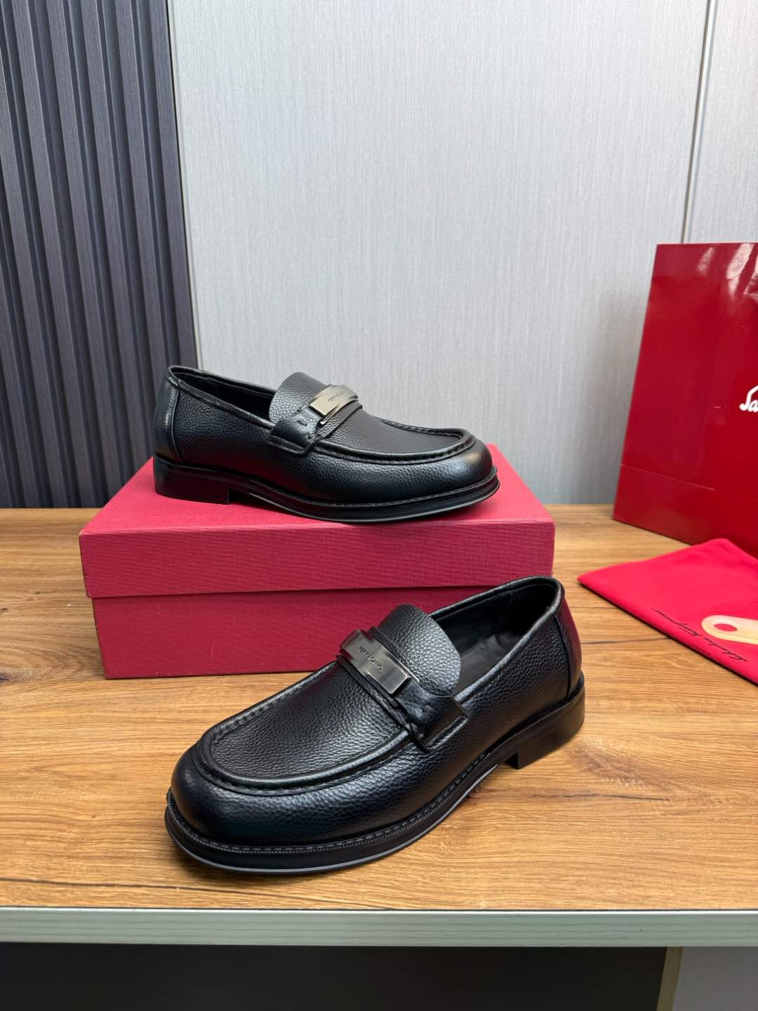 Ferragamo Men's Leather Loafers Business Casual Shoes, Original Quality 8 i1735847661715 3576 0 6