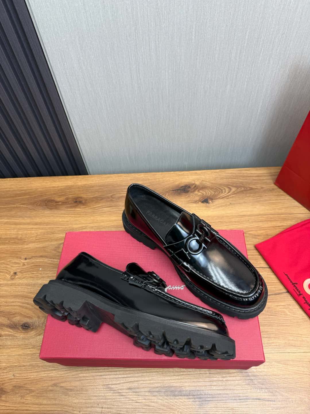 Ferragamo Men's Business Casual Leather Shoes Top Grade Black Loafers 7 i1735847825925 5307 0 2