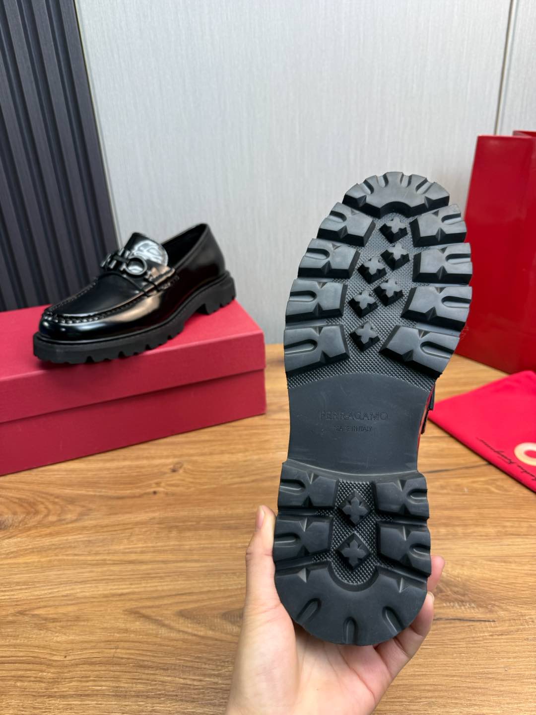 Ferragamo Men's Business Casual Leather Shoes Top Grade Black Loafers 11 i1735847826498 3419 0 7