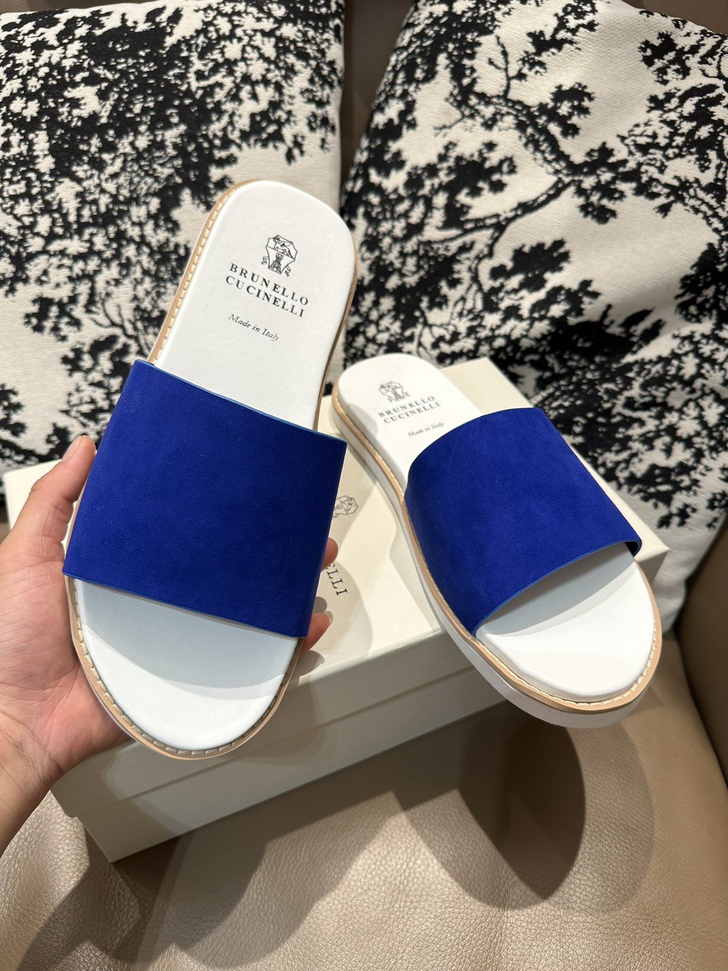 NO:273519,BC (new color) top-grade full cowhide, midsole full cowhide, size 38-46, cowhide19860909BC（新色）顶级面全牛皮,中底全牛皮,38-46码,,cowhide,Men's shoes