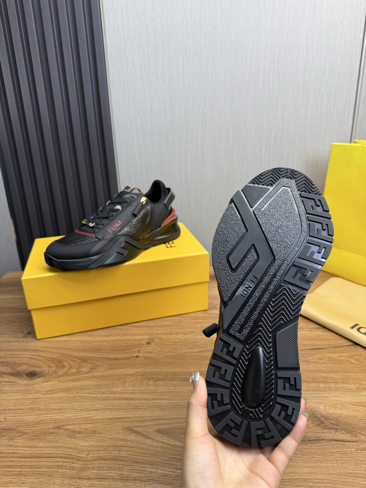 Fendi Men's Fashion Sneakers in Leather and Mesh, Lightweight and Durable 13 i1741889672474 1896 0 11