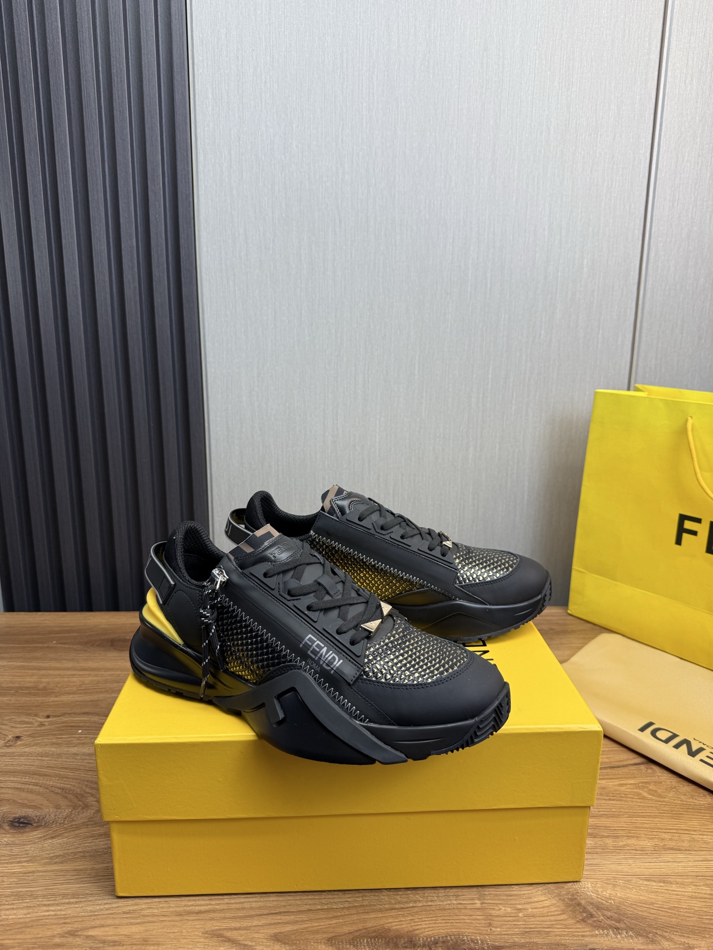 Fendi Men's Fashion Casual Sneakers - Premium Leather, Breathable, and Lightweight 4 i1741889750400 4035 0 6