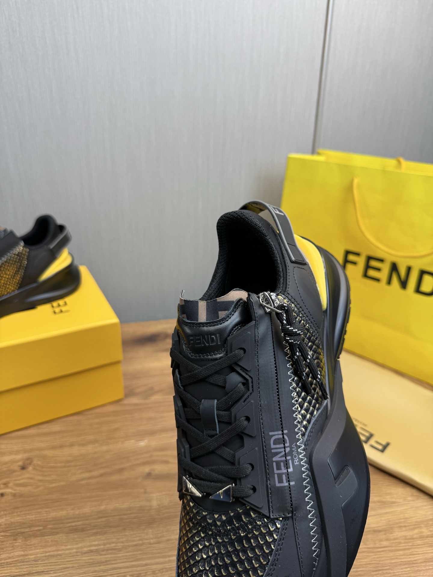 Fendi Men's Fashion Casual Sneakers - Premium Leather, Breathable, and Lightweight 10 i1741889752041 9399 0 9