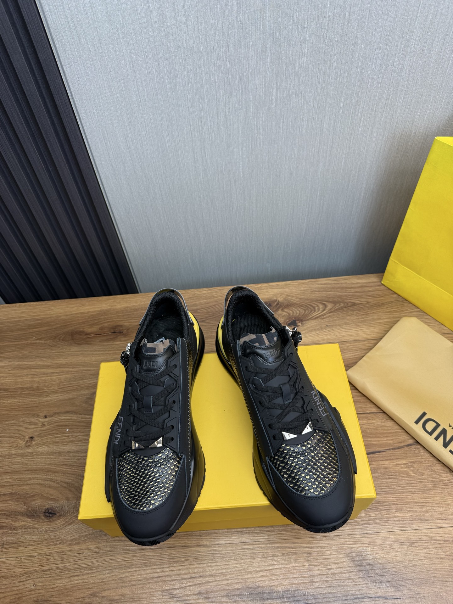 Fendi Men's Fashion Casual Sneakers - Premium Leather, Breathable, and Lightweight 3 i1741889752102 3754 0 3