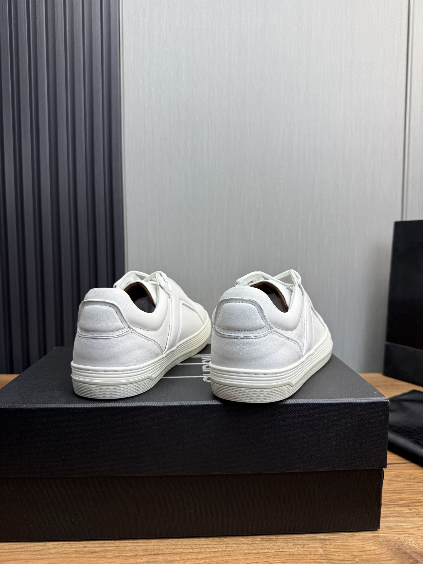 Dunhill Men's White Leather Casual Sneakers, Lightweight EVA Sole, Size 39-44 6 i1742497694311 8863 0 7