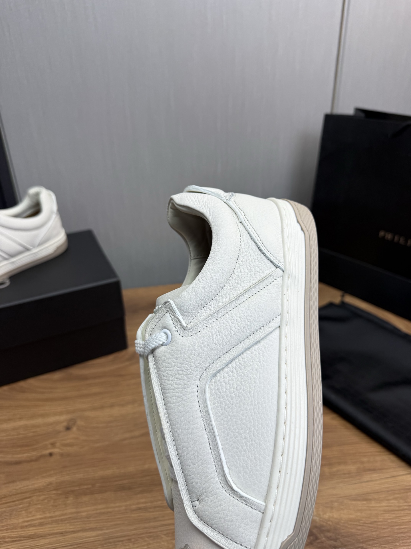 Dunhill Men's White Leather Casual Sneakers - Lightweight & Breathable 10 i1742497808186 7041 0 11
