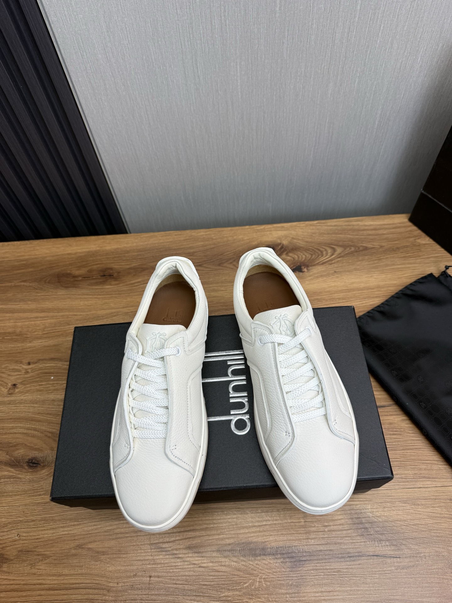 Dunhill Men's White Leather Casual Sneakers - Lightweight & Breathable 3 i1742497808870 193 0 3