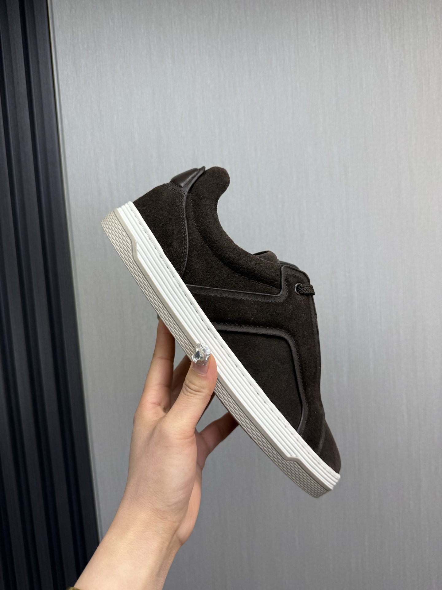 Dunhill Men's Brown Suede Leather Casual Sneakers, Sizes 39-44 8 i1742498386149 8815 0 1