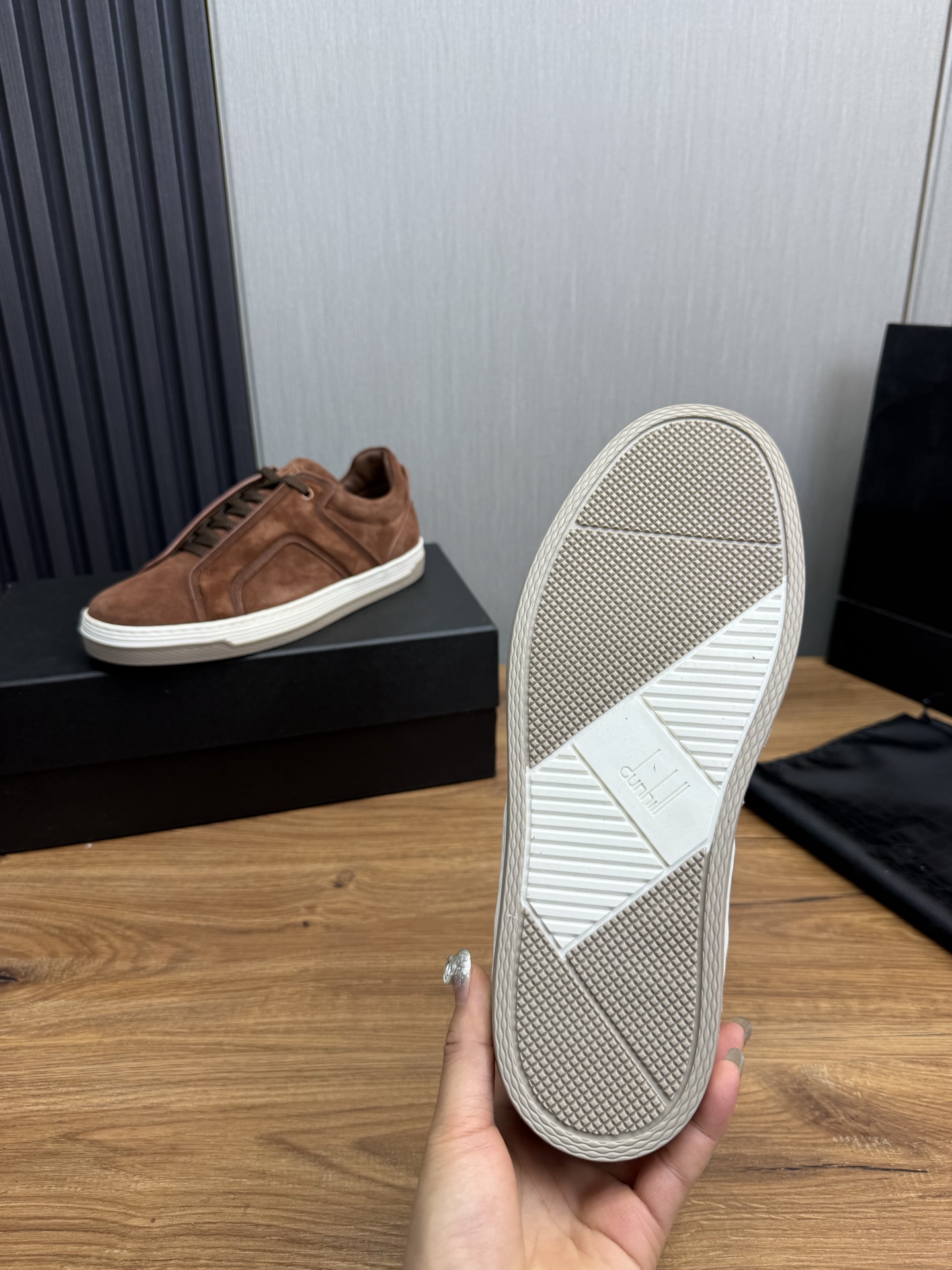 Dunhill Men's Suede Leather Low Top Sneakers, Stylish & Comfortable 12 i1742498621476 4527 0 11