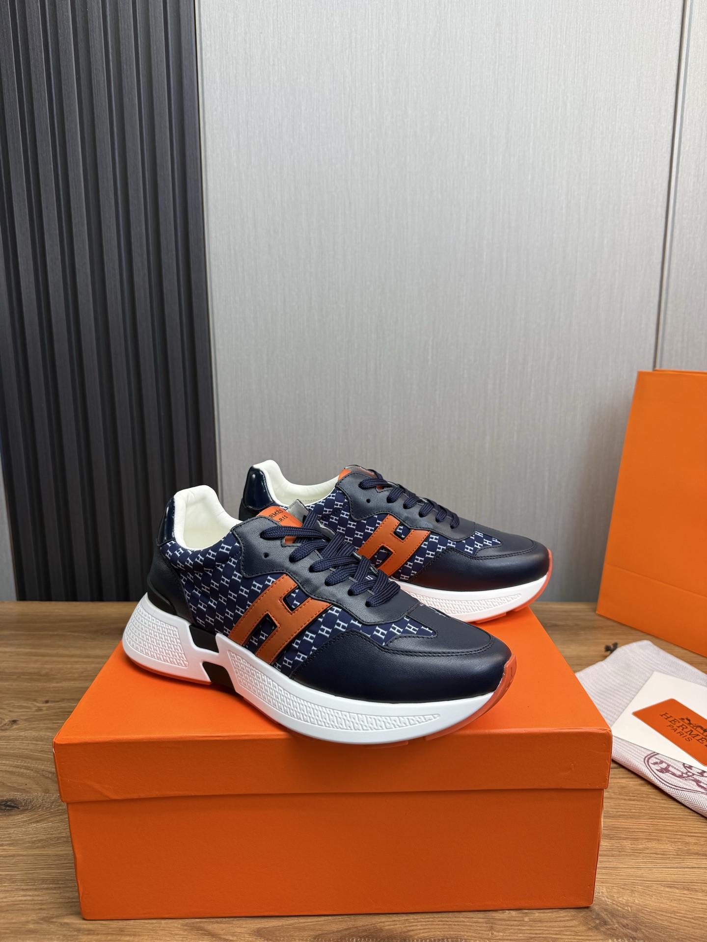 Hermès Men's H Sneakers - Stylish Leather Design, Sizes 39-44 4 i1743103014197 288 0 6