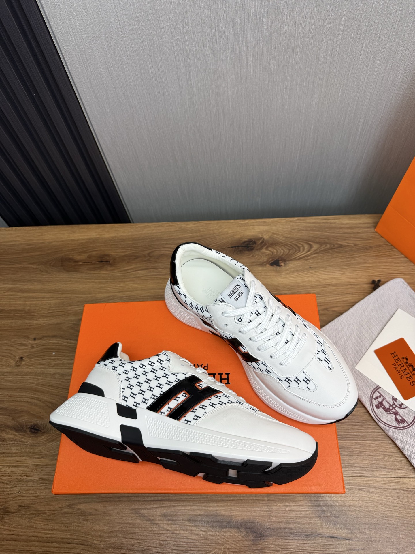 Hermes Men's White Leather Sneaker with 'H' Logo, Sizes 39-44 7 i1743103080096 5781 0 5