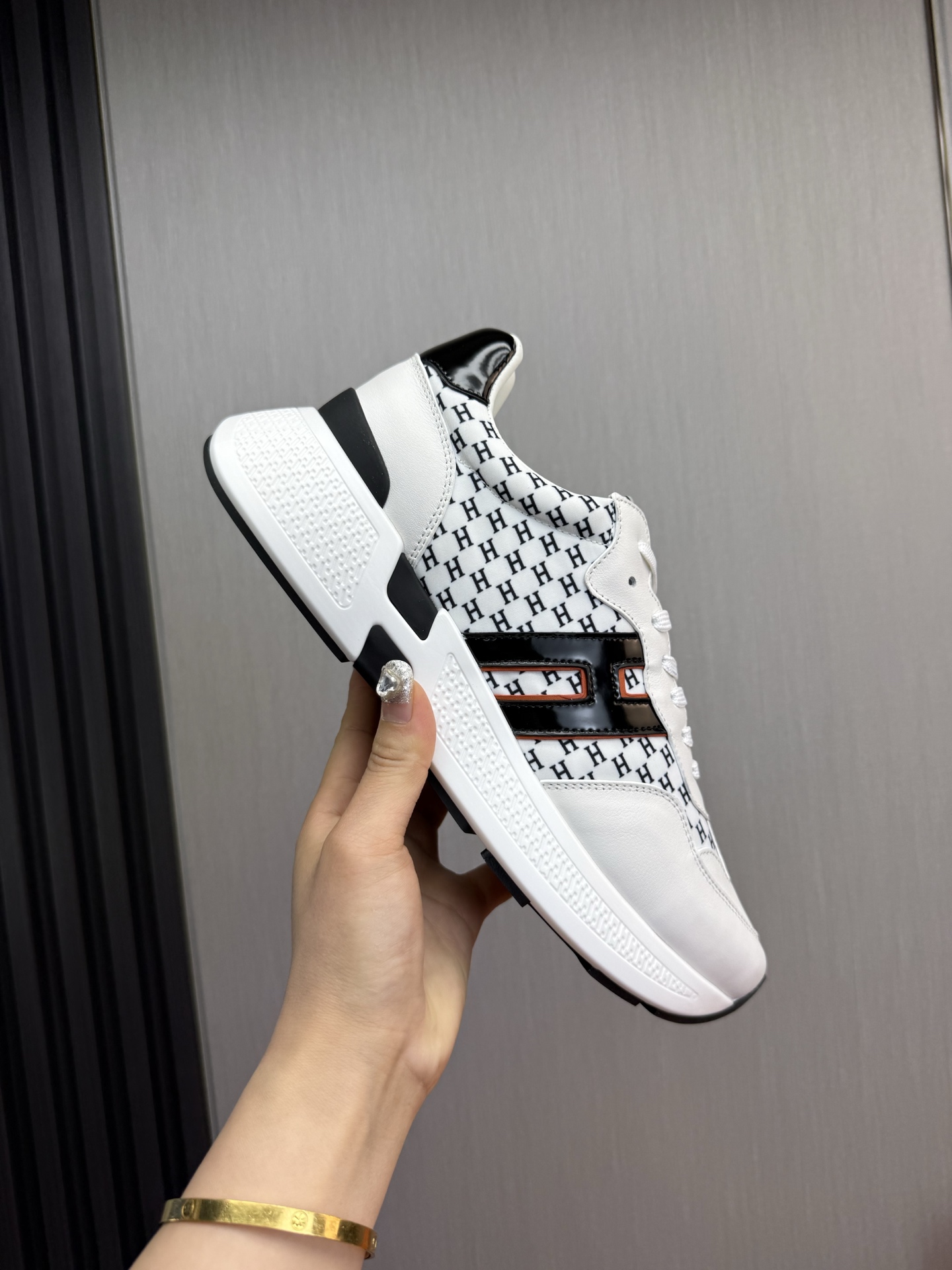 Hermes Men's White Leather Sneaker with 'H' Logo, Sizes 39-44 8 i1743103080111 8571 0 1