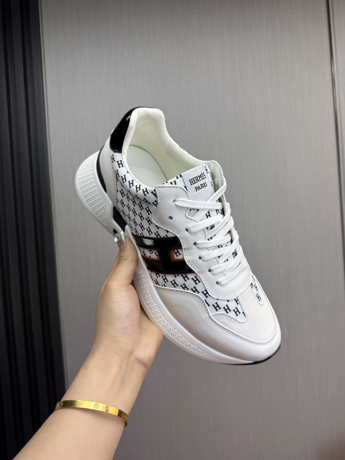 Hermes Men's White Leather Sneaker with 'H' Logo, Sizes 39-44 9 i1743103080166 5368 0 2