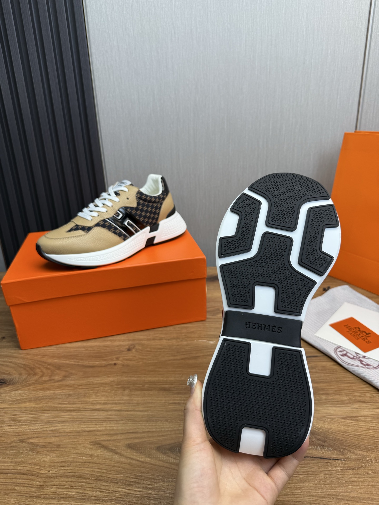 Hermes Men's H-Logo Sneakers in Leather - Stylish and Comfortable 11 i1743103180767 4663 0 10