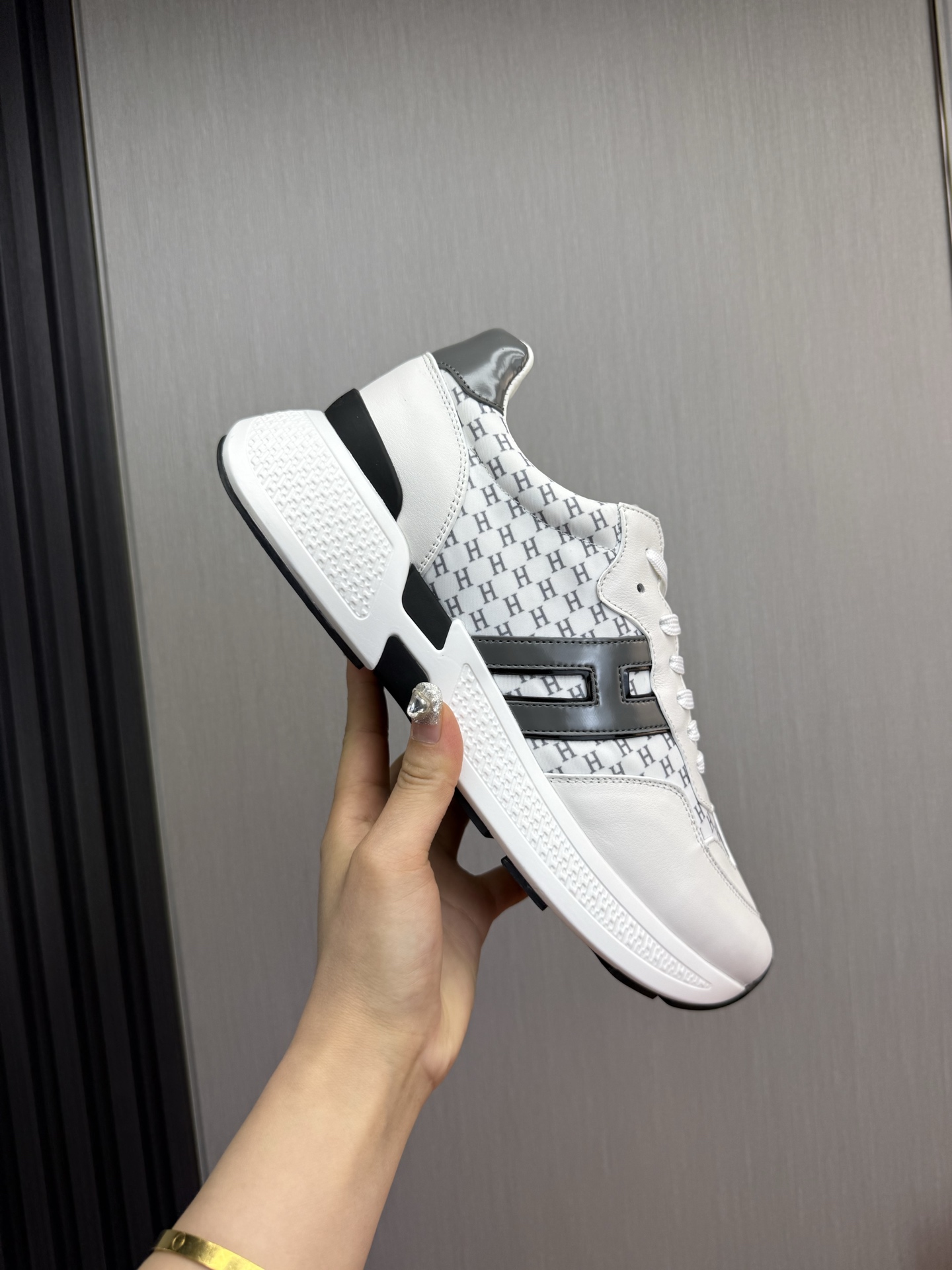 Hermes Men's H Sneakers, White Leather, Iconic Design, Sizes 39-44 8 i1743103215377 2457 0 1
