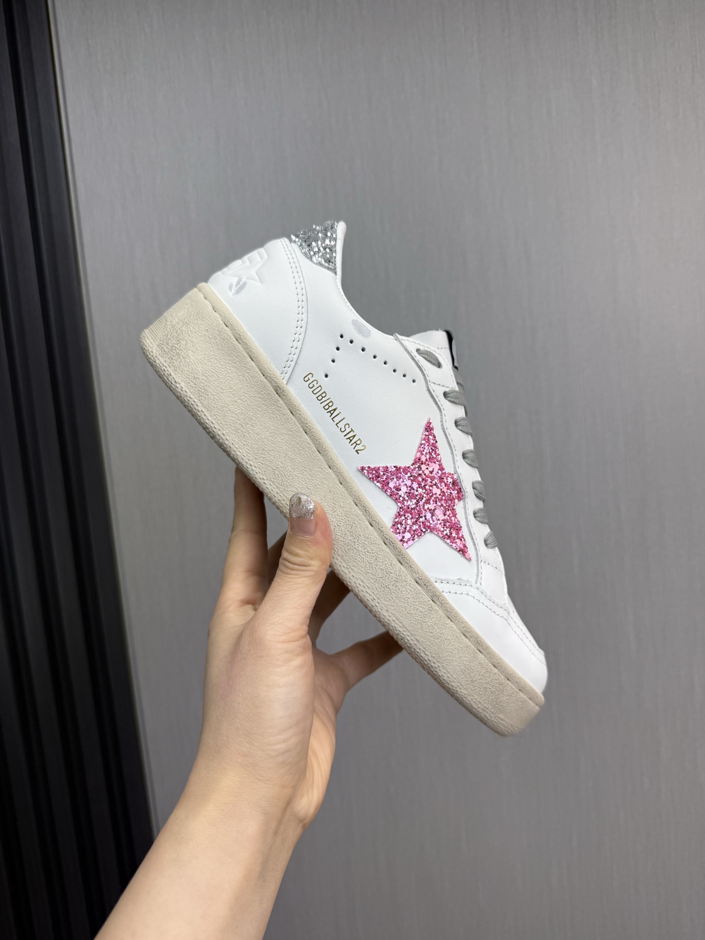 Golden Goose Ball Star Leather Sneakers with Pink Glitter Star 8 i1744140169655 6053 0 1