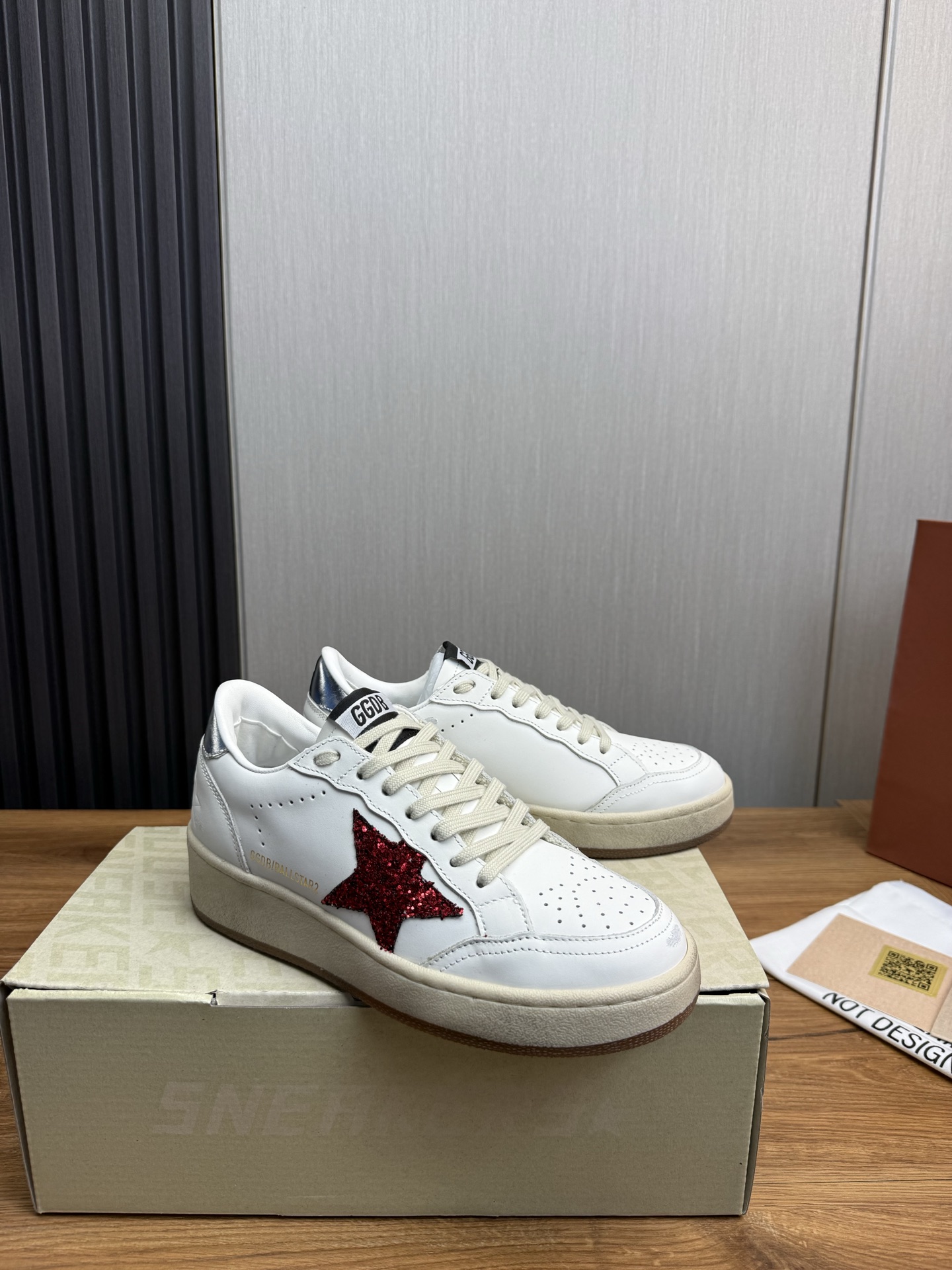 Golden Goose Ball Star Leather Sneakers with Red Glitter Star 3 i1744141261257 3843 0 4