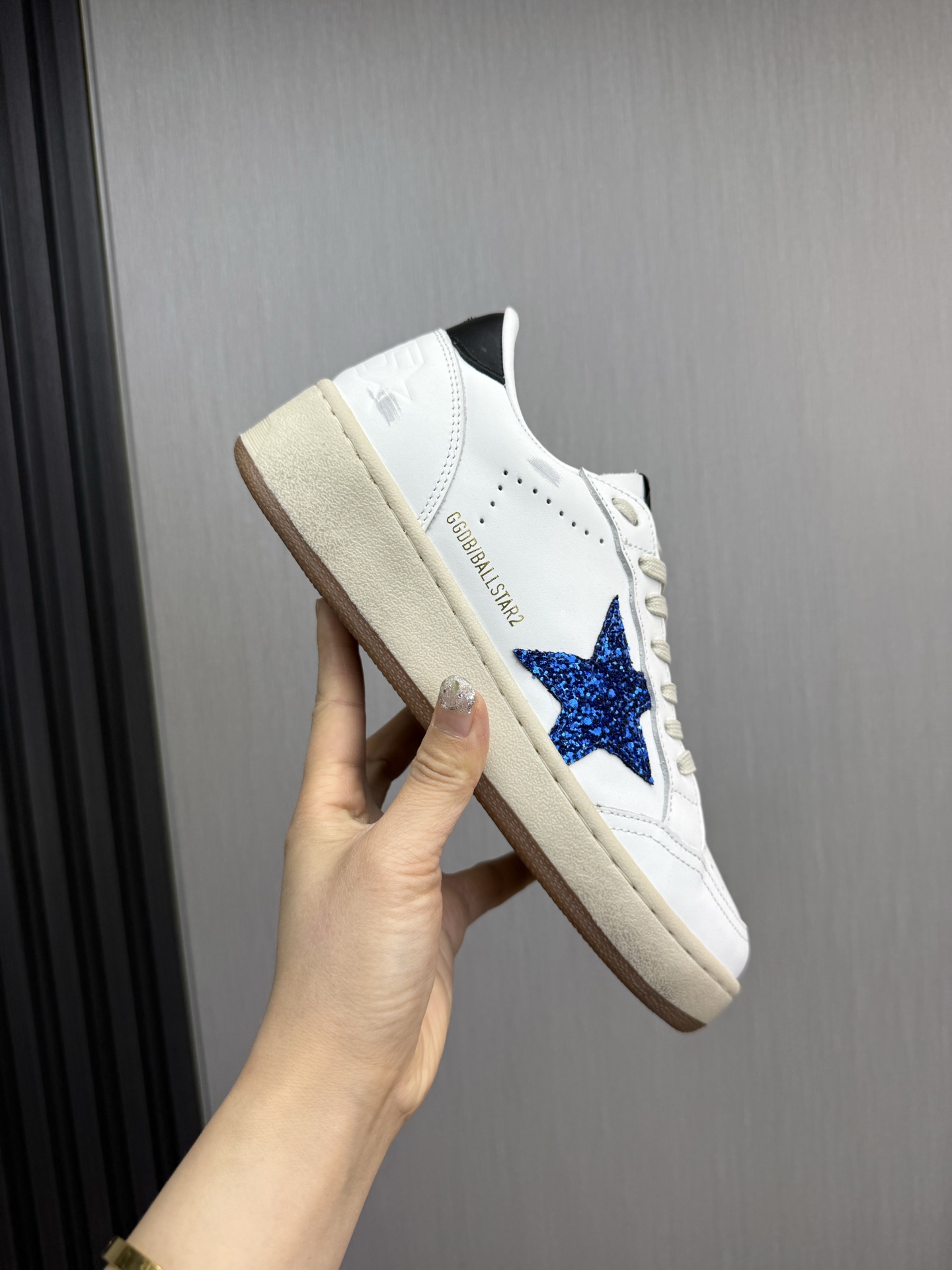 Golden Goose Ball Star Leather Sneakers with Blue Glitter Star 8 i1744141737418 5065 0 2