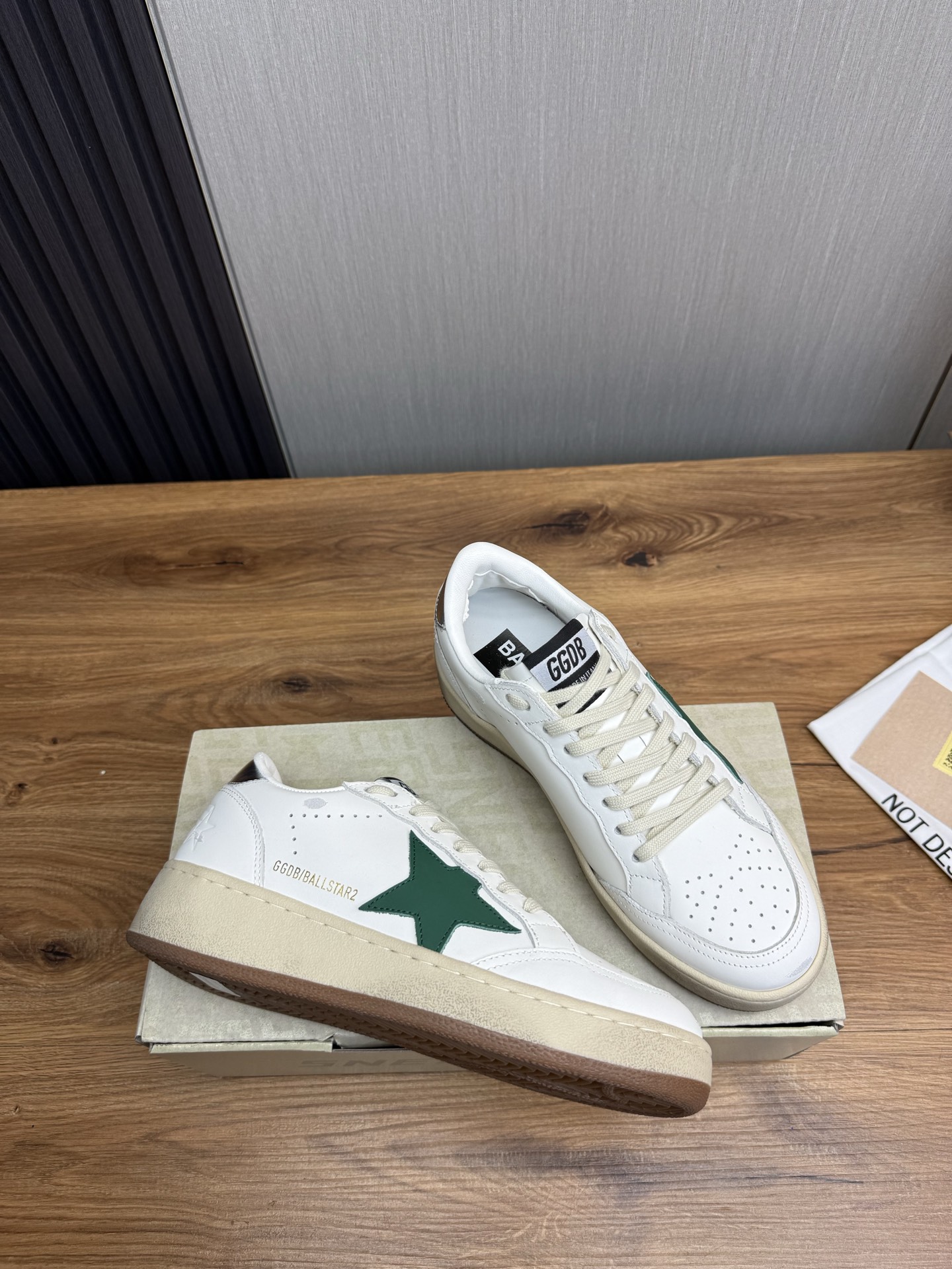 Golden Goose Leather Fashion Sneakers with Signature Star Design for Women 7 i1744141837575 2651 0 4