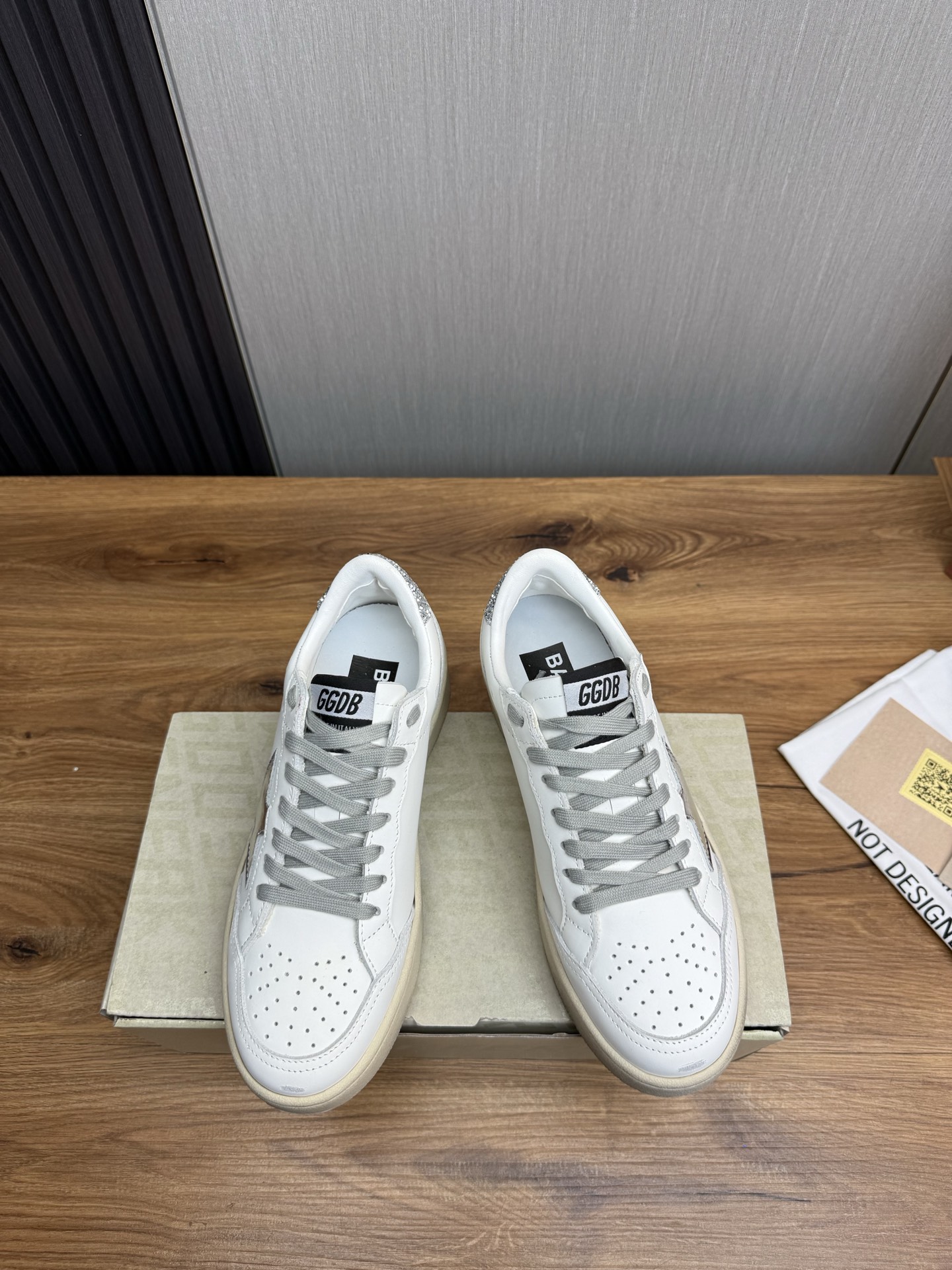 Golden Goose Leather Sneakers Fashionable Couple Shoes, Iconic Star Design 3 i1744141901633 2394 0 1