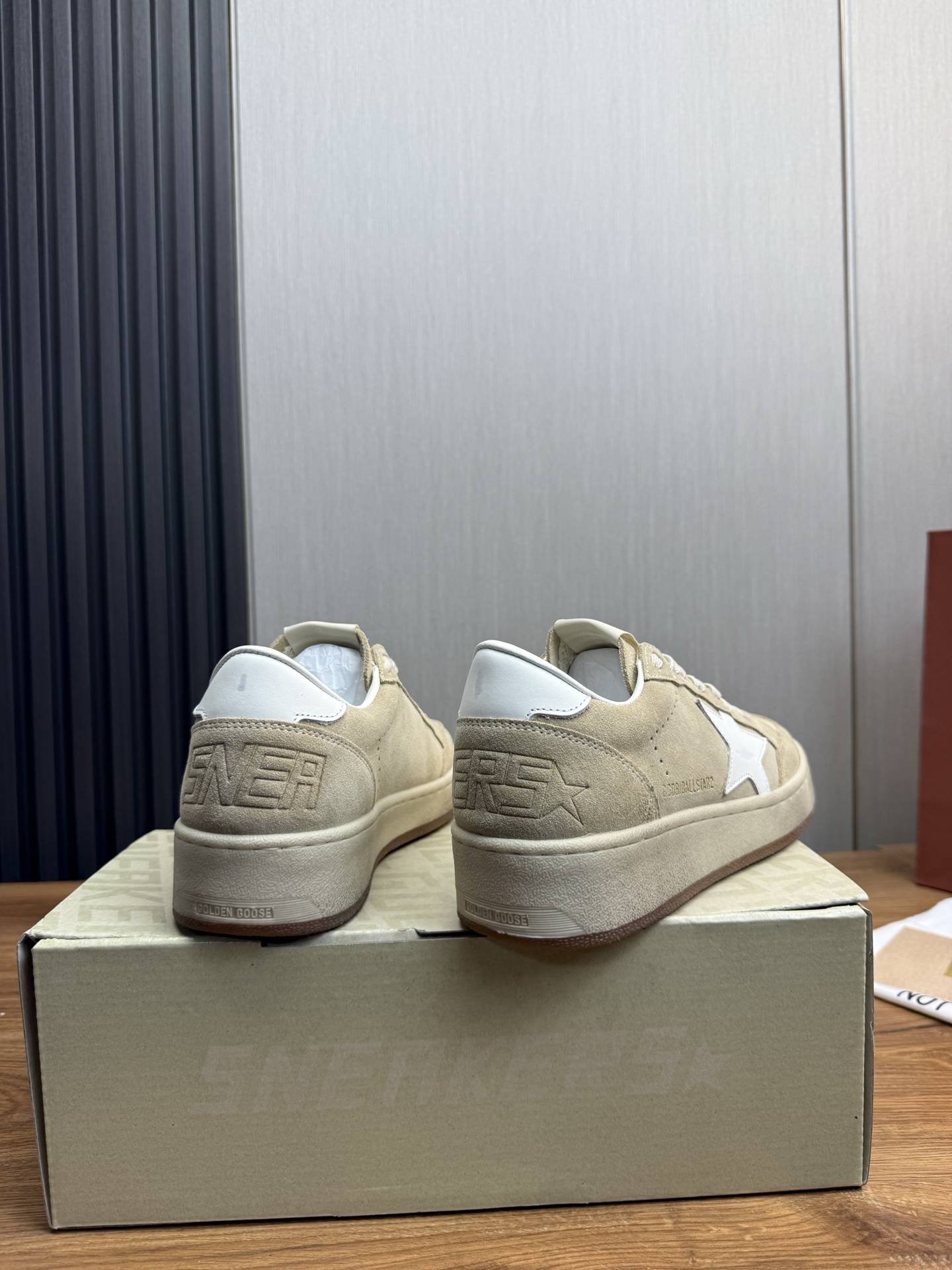 Golden Goose Ball Star Leather Sneakers-Handcrafted Distressed Style 6 i1744141950265 5466 0 1