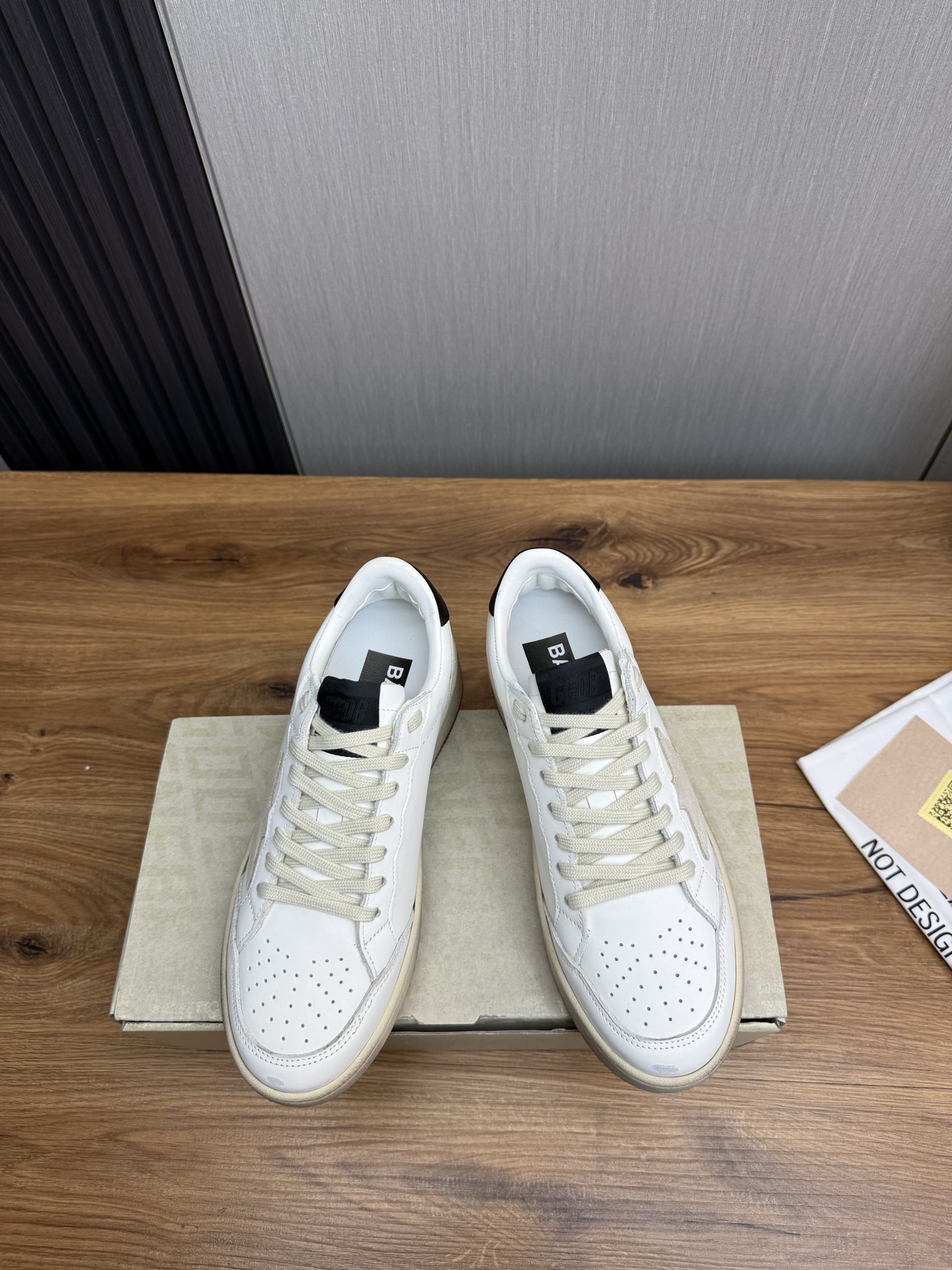 Golden Goose Leather Sneakers for Women - Iconic Star Design, Comfortable Fit 3 i1744142033364 7986 0 3
