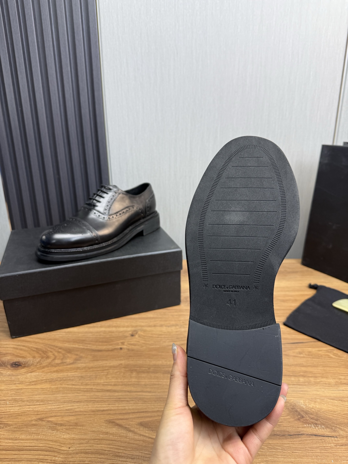Dolce & Gabbana Men's Black Leather Oxford Dress Shoes, Sizes 39-44 12 i1744229087413 435 0 11