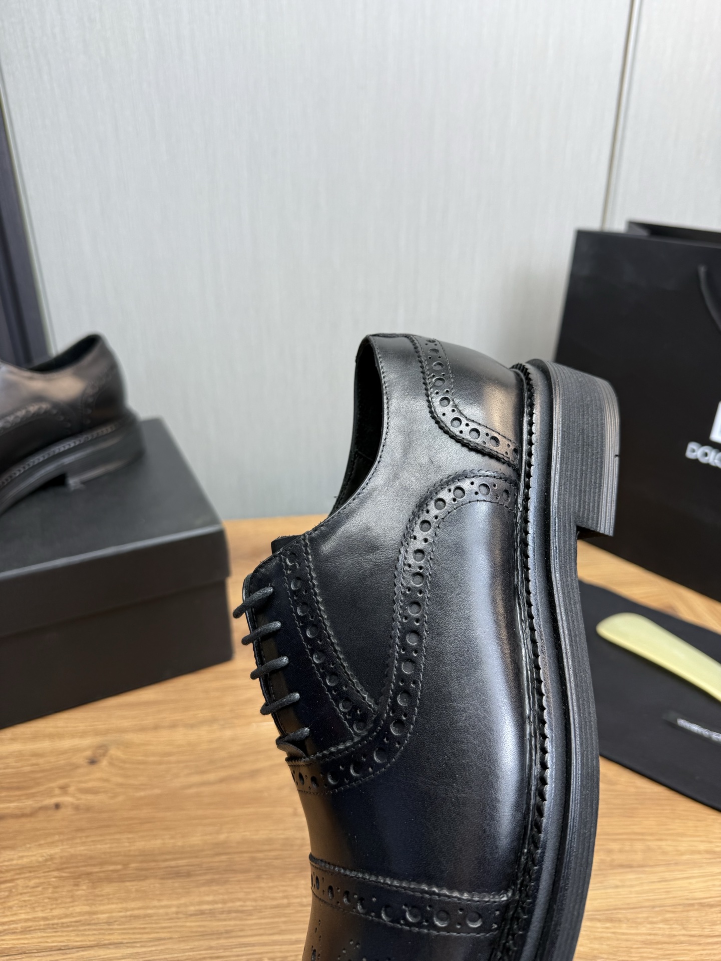 Dolce & Gabbana Men's Black Leather Oxford Dress Shoes, Sizes 39-44 10 i1744229088169 8664 0 9