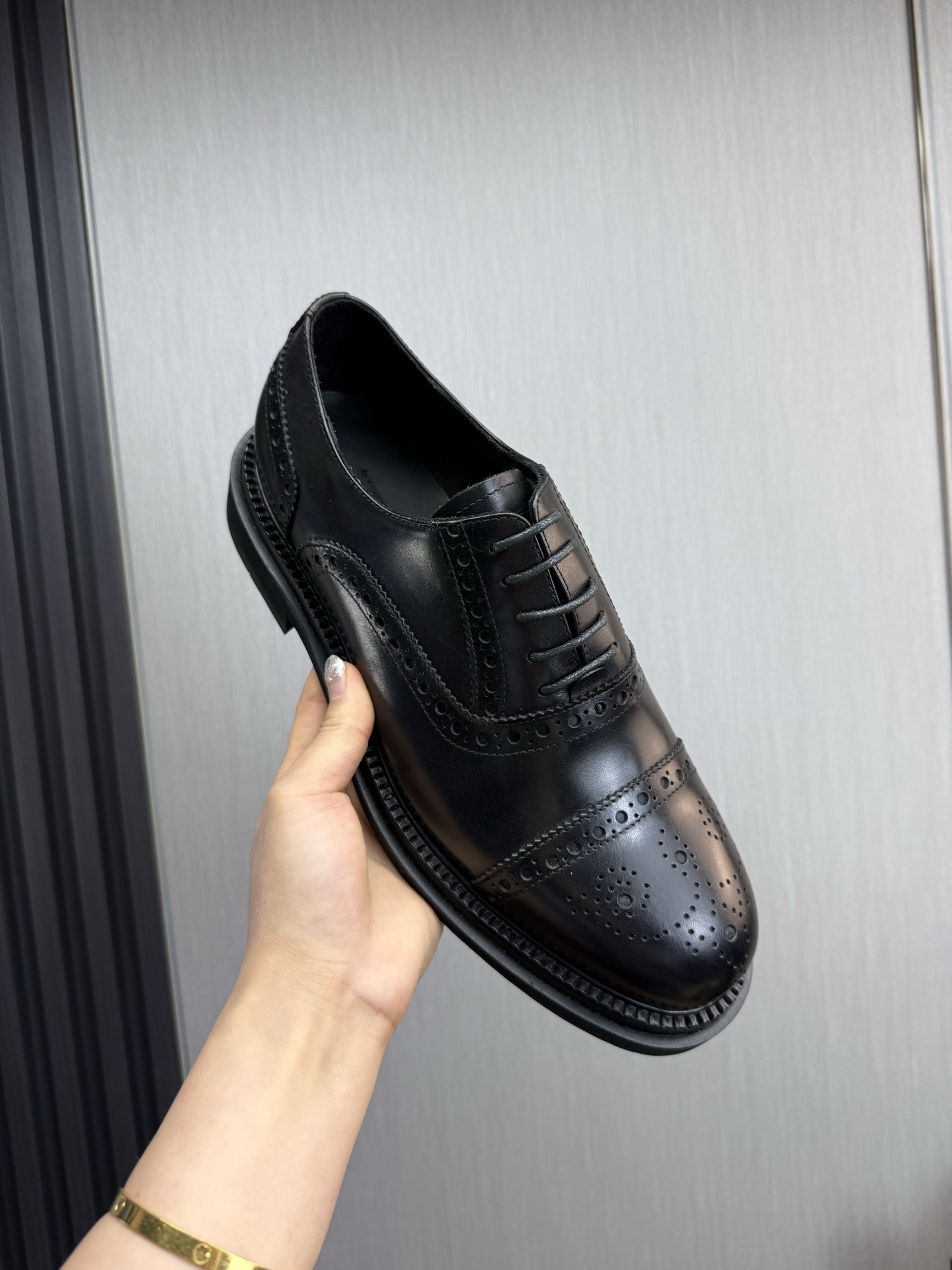 Dolce & Gabbana Men's Black Leather Oxford Dress Shoes, Sizes 39-44 9 i1744229088197 661 0 3