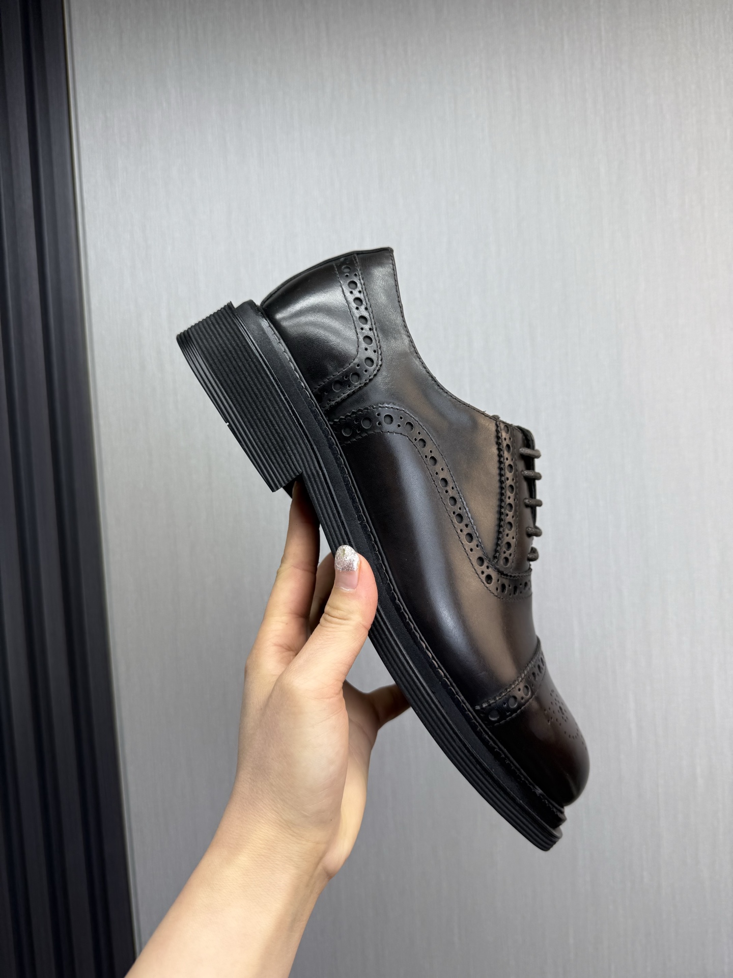Formal DG Brogue Dress Shoes for Men, Leather Upper, True to Size 8 i1744229187509 4429 0 1