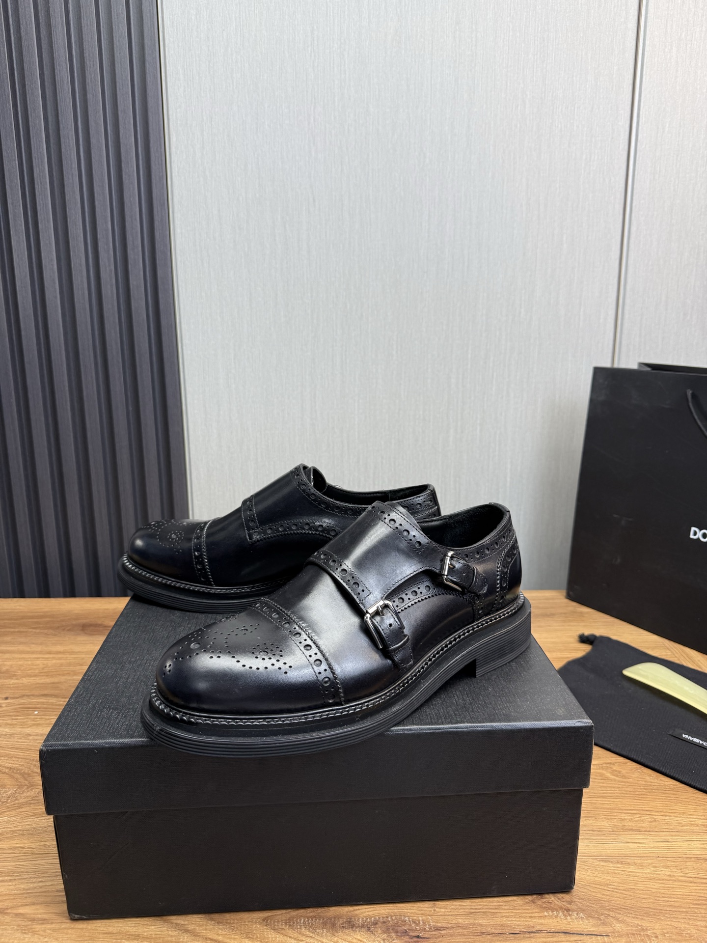 Dolce & Gabbana Men's Black Leather Monk Strap Dress Shoes, Size 39-44 4 i1744229283212 5187 0 4
