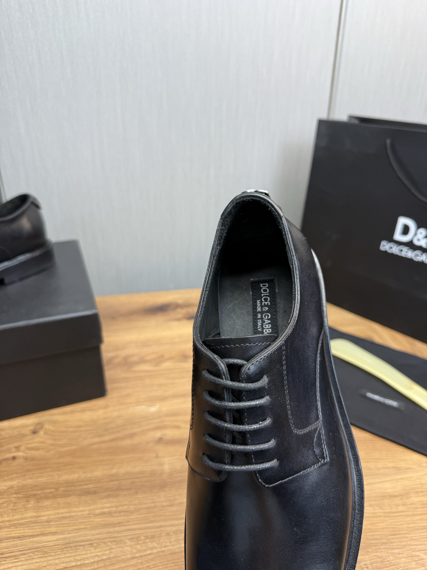 Dolce & Gabbana Men's Black Leather Dress Shoes, Italian Craftsmanship 10 i1744229386432 3247 0 10