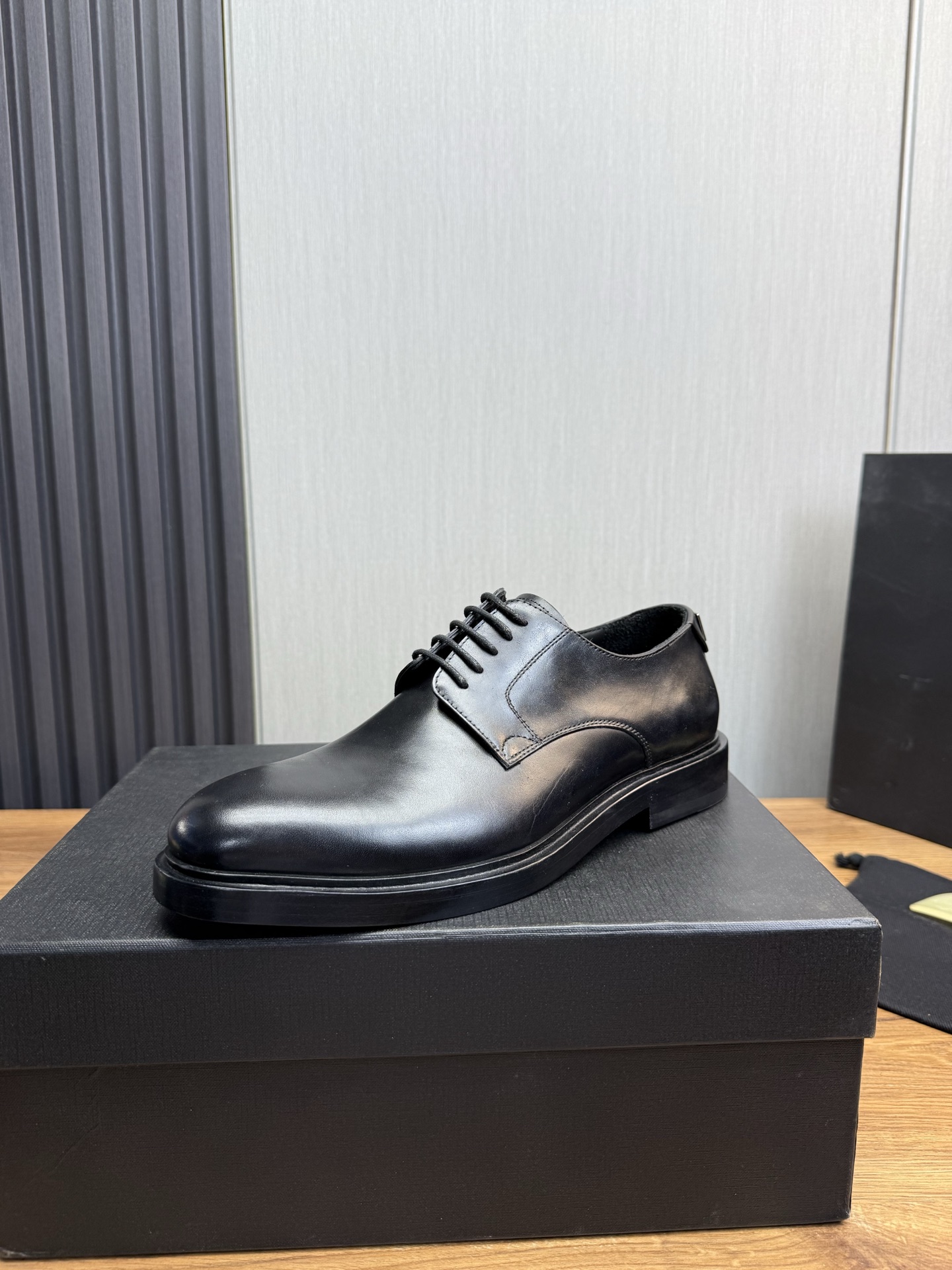 Dolce & Gabbana Men's Black Leather Dress Shoes, Italian Craftsmanship 5 i1744229386494 4252 0 12