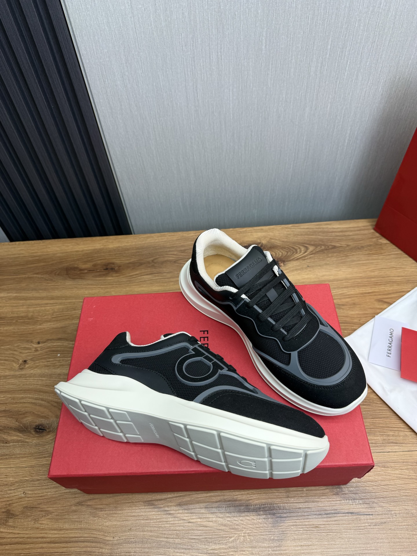 Salvatore Ferragamo Men's Luxury Leather Sneakers - Comfort and Style 7 i1744229620312 2767 0 5