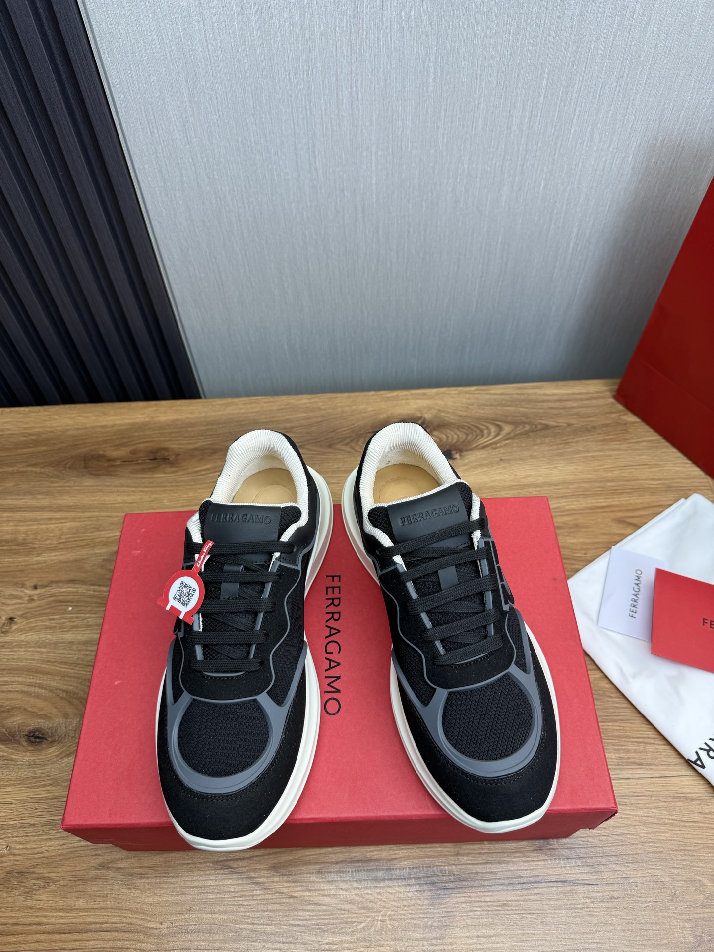 Salvatore Ferragamo Men's Luxury Leather Sneakers - Comfort and Style 3 i1744229620316 3476 0 1