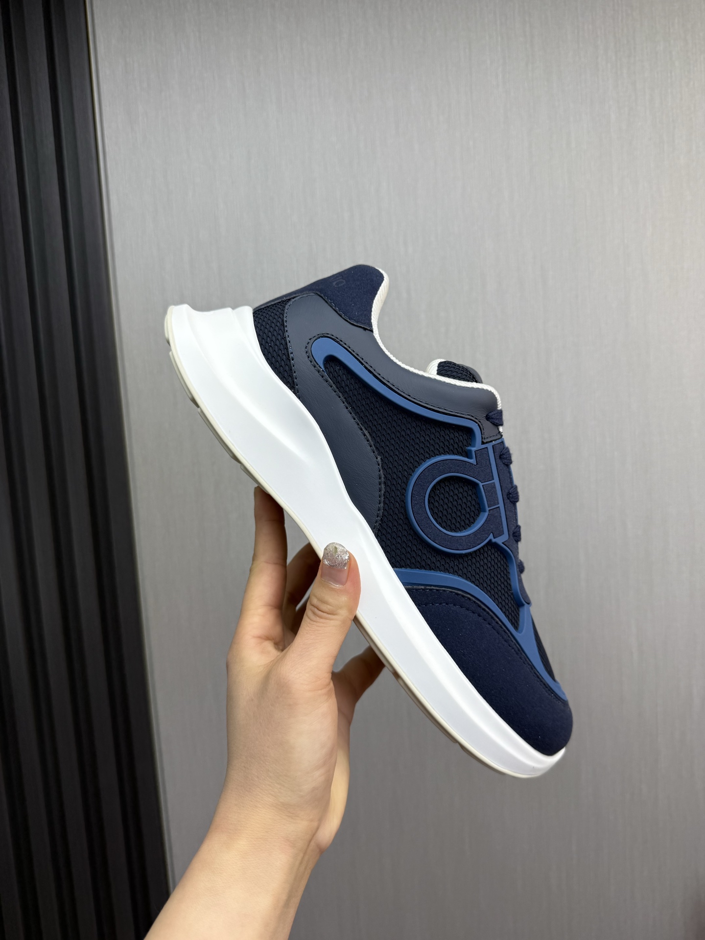 Salvatore Ferragamo Men's Blue Leather & Mesh Luxury Lightweight Sneakers 8 i1744229686617 2086 0 2