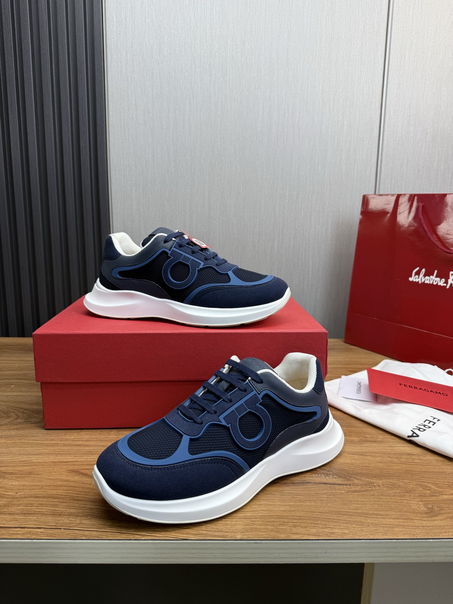 Salvatore Ferragamo Men's Blue Leather & Mesh Luxury Lightweight Sneakers 5 i1744229687450 2932 0 8