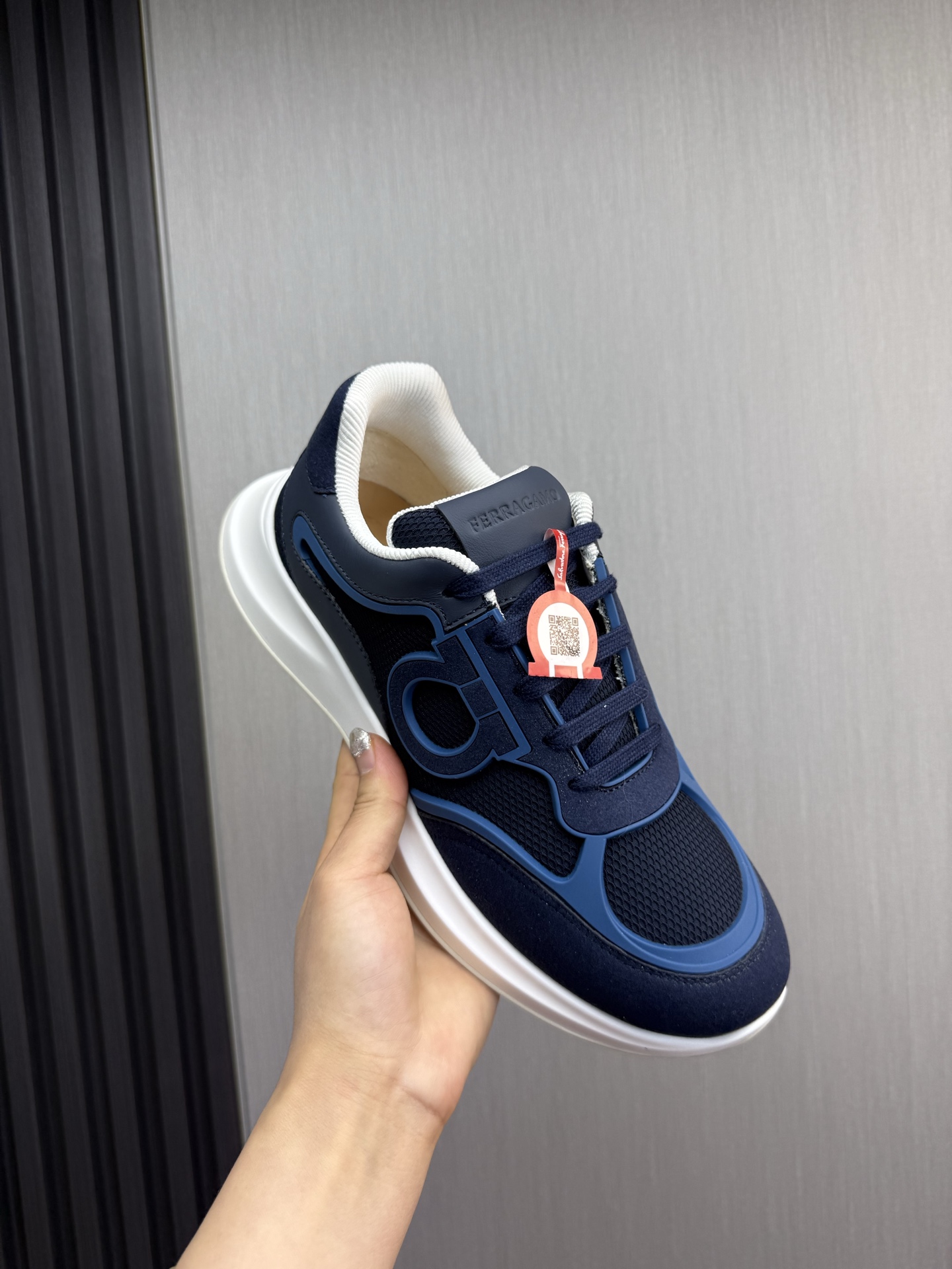 Salvatore Ferragamo Men's Blue Leather & Mesh Luxury Lightweight Sneakers 9 i1744229687450 9166 0 3
