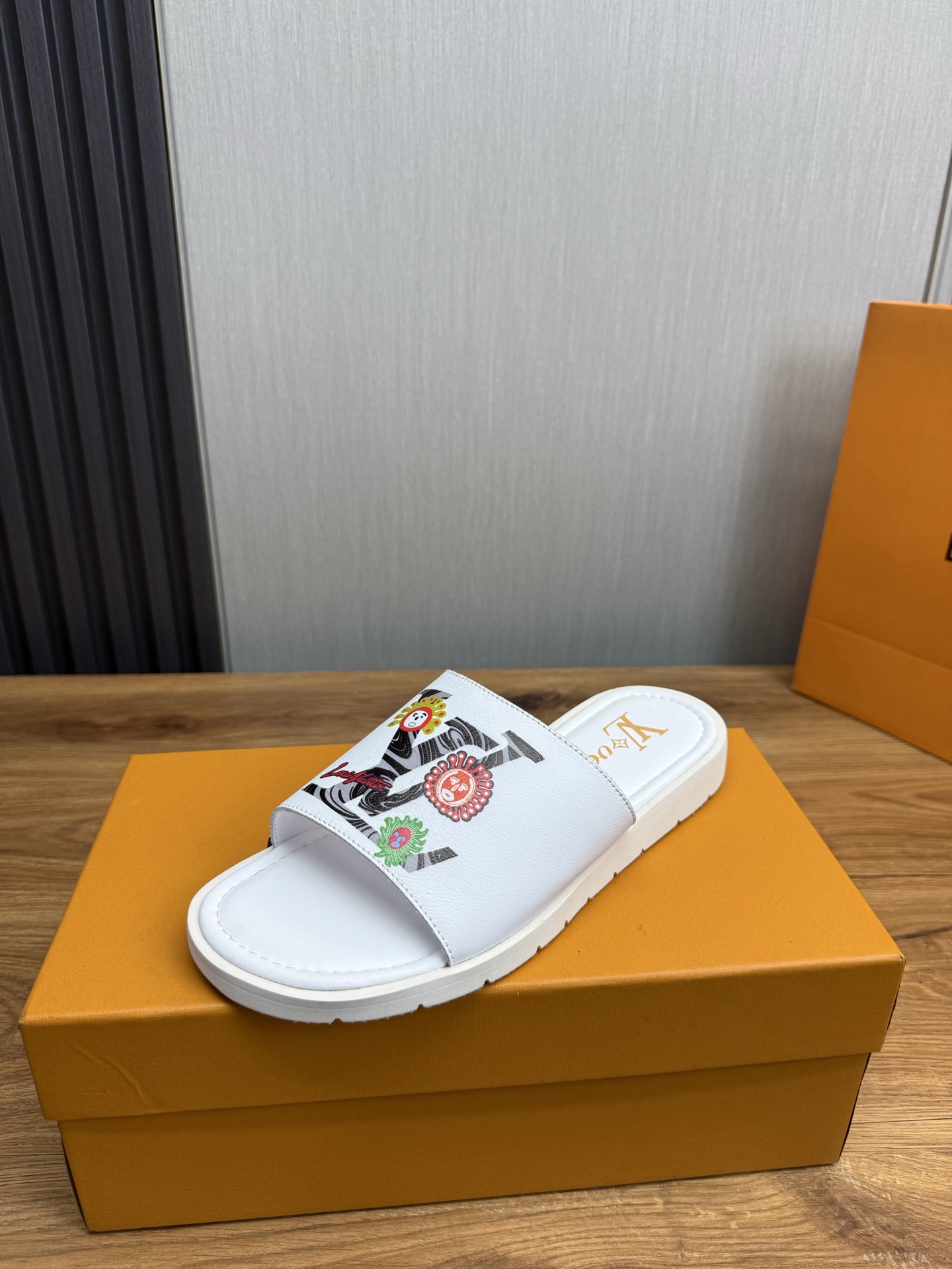 NO:277274,LV. Men's Slippers 38-45, louis vuitton,slippers19860909LV.男拖鞋38-45,,louis vuitton,slippers,Men's shoes