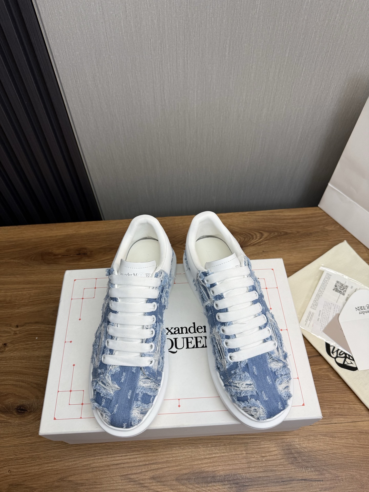 [McQueen Men