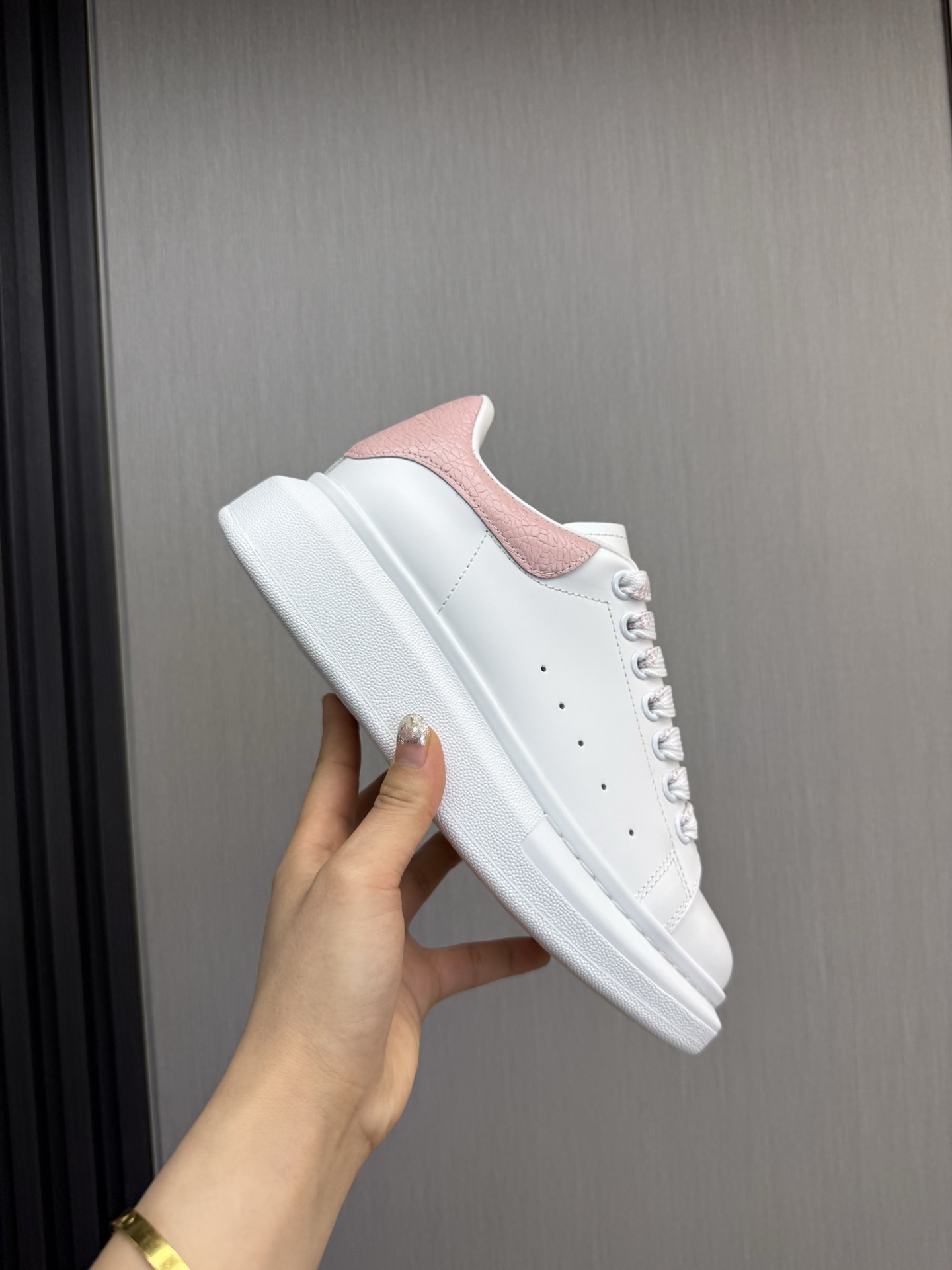 [McQueen Men