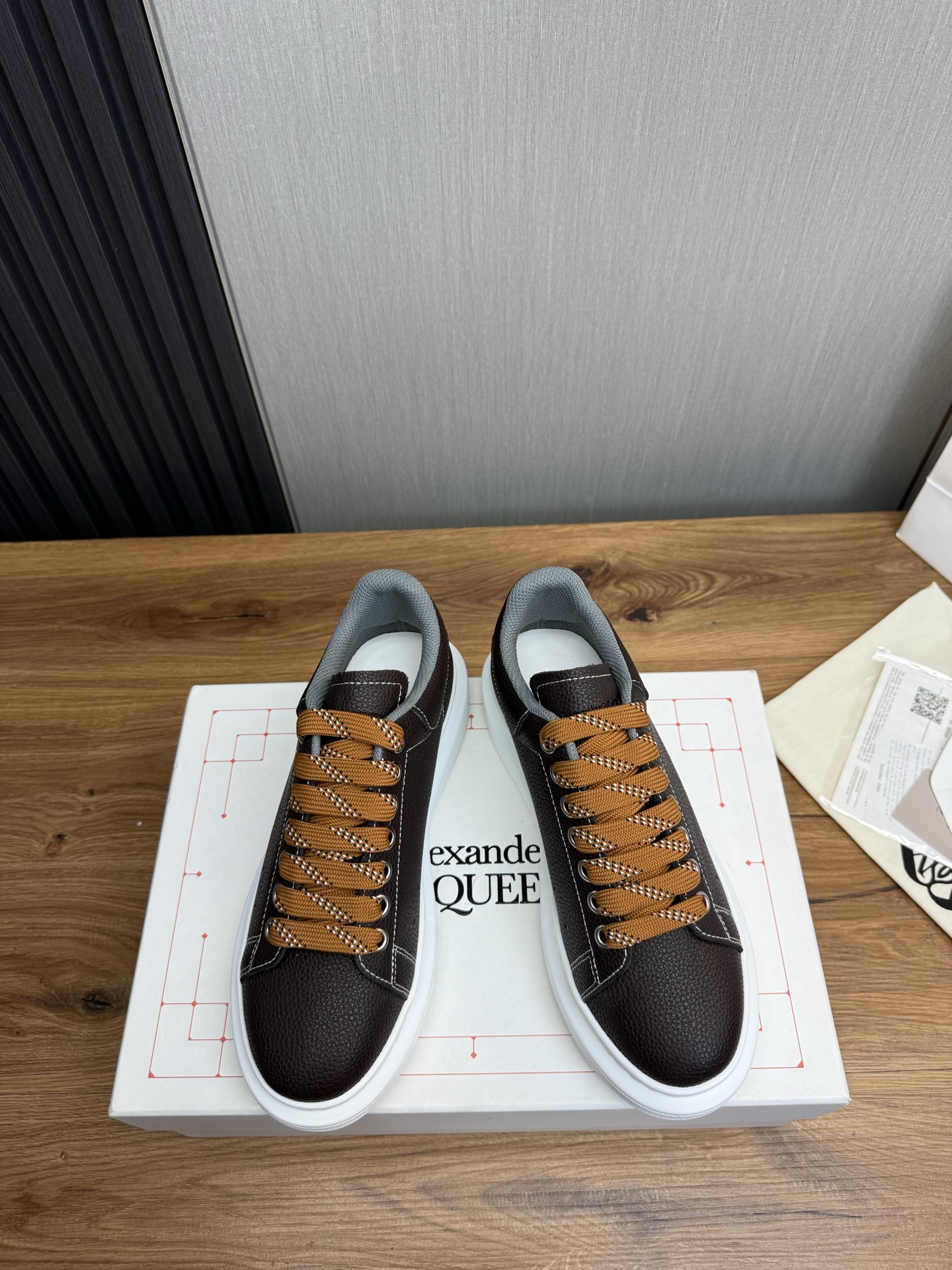 [McQueen Men