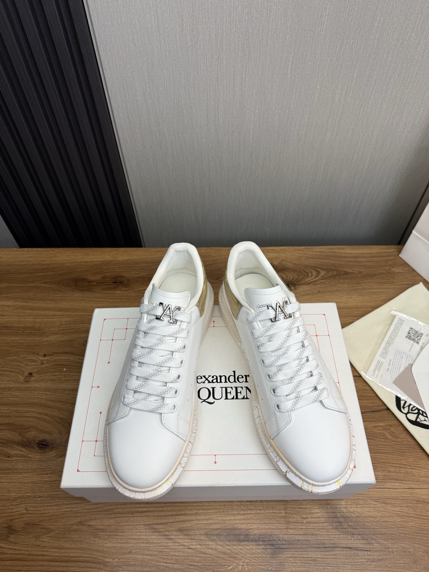 [McQueen Men
