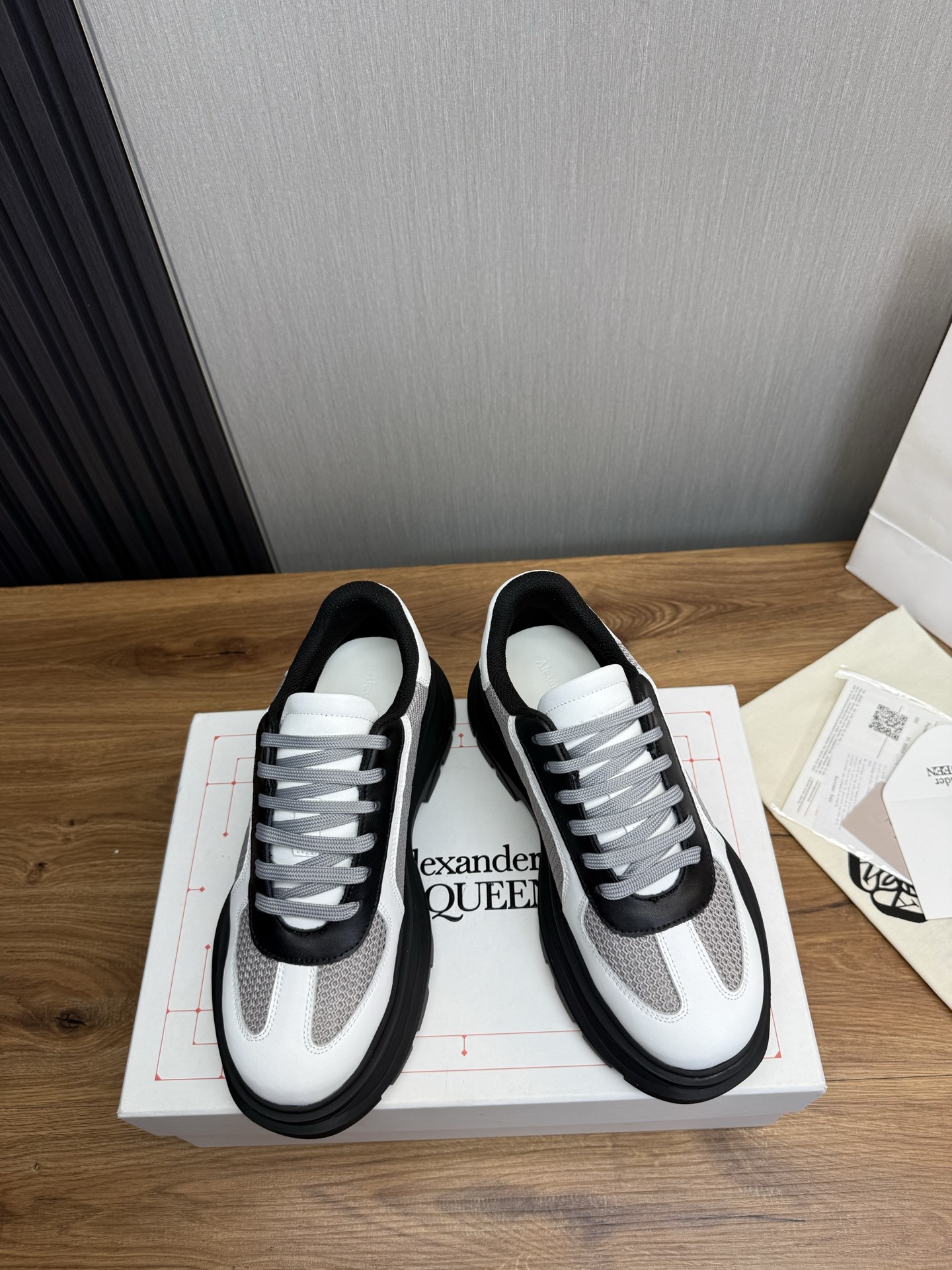 [McQueen Men