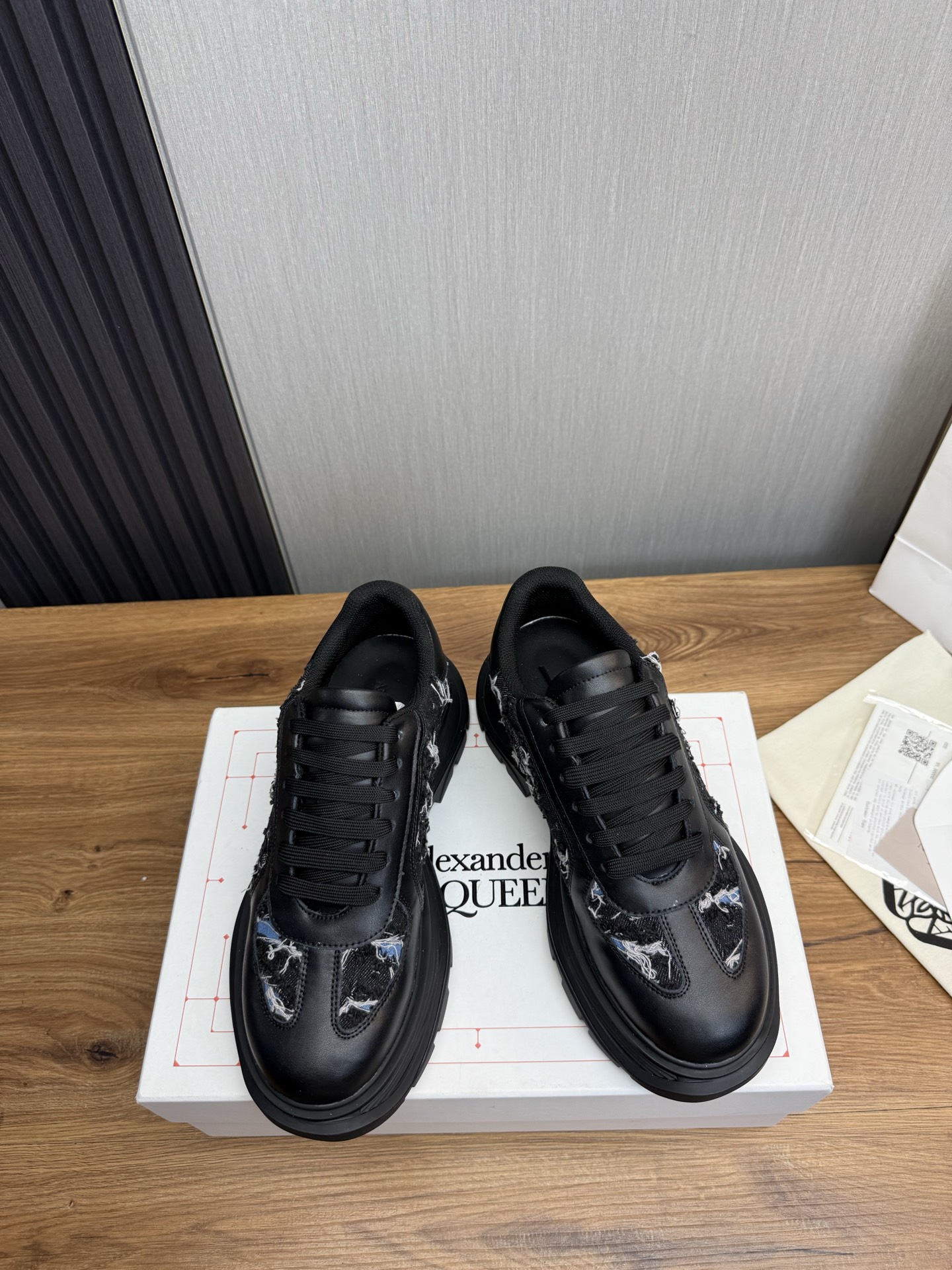 [McQueen Men