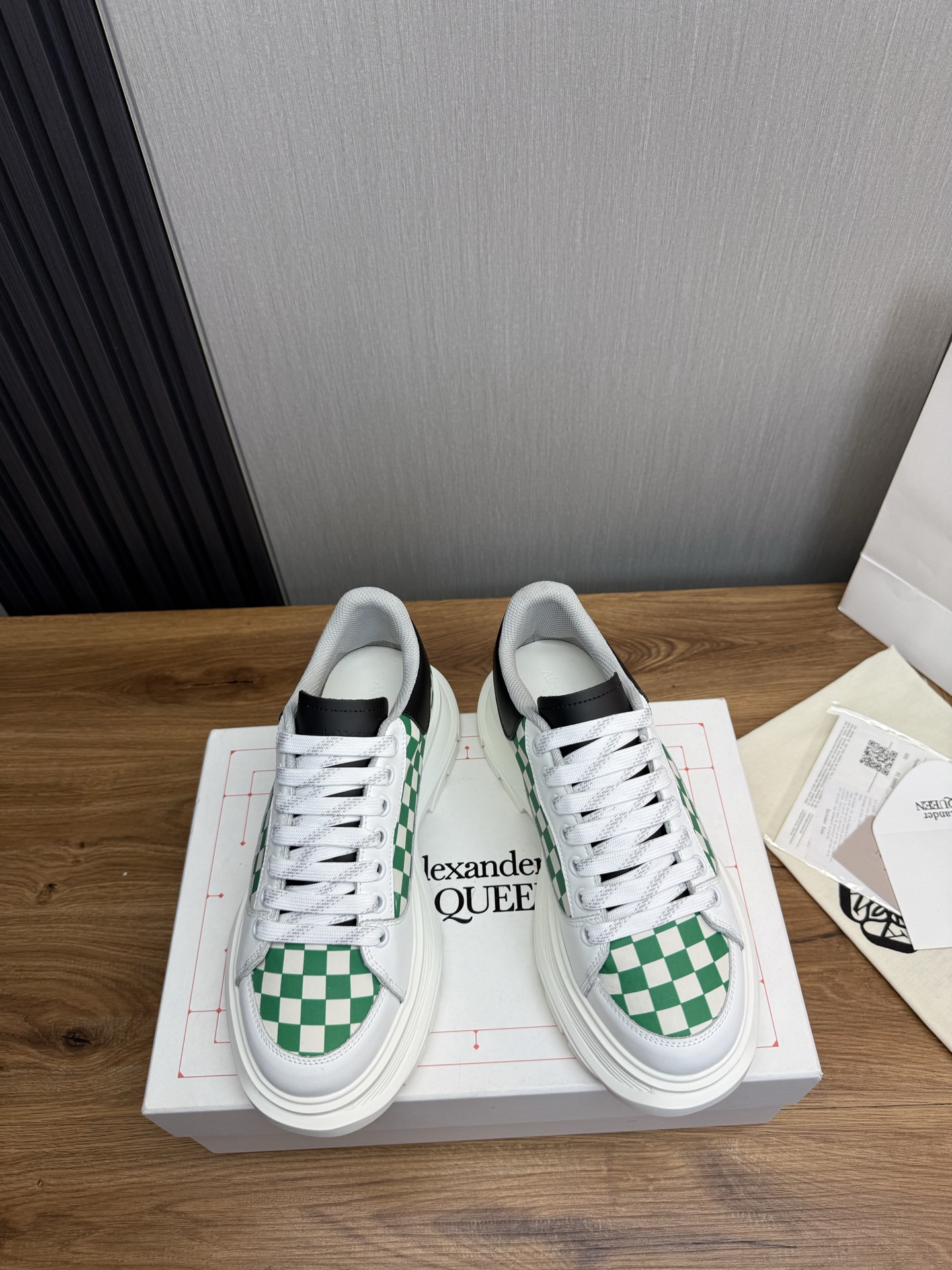 [McQueen Men