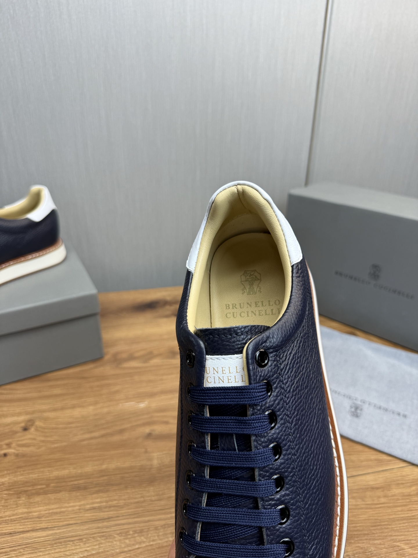 Brunello Cucinelli Leather Sneakers for Men - Stylish and Comfortable 11 i1744486310266 7976 0 10