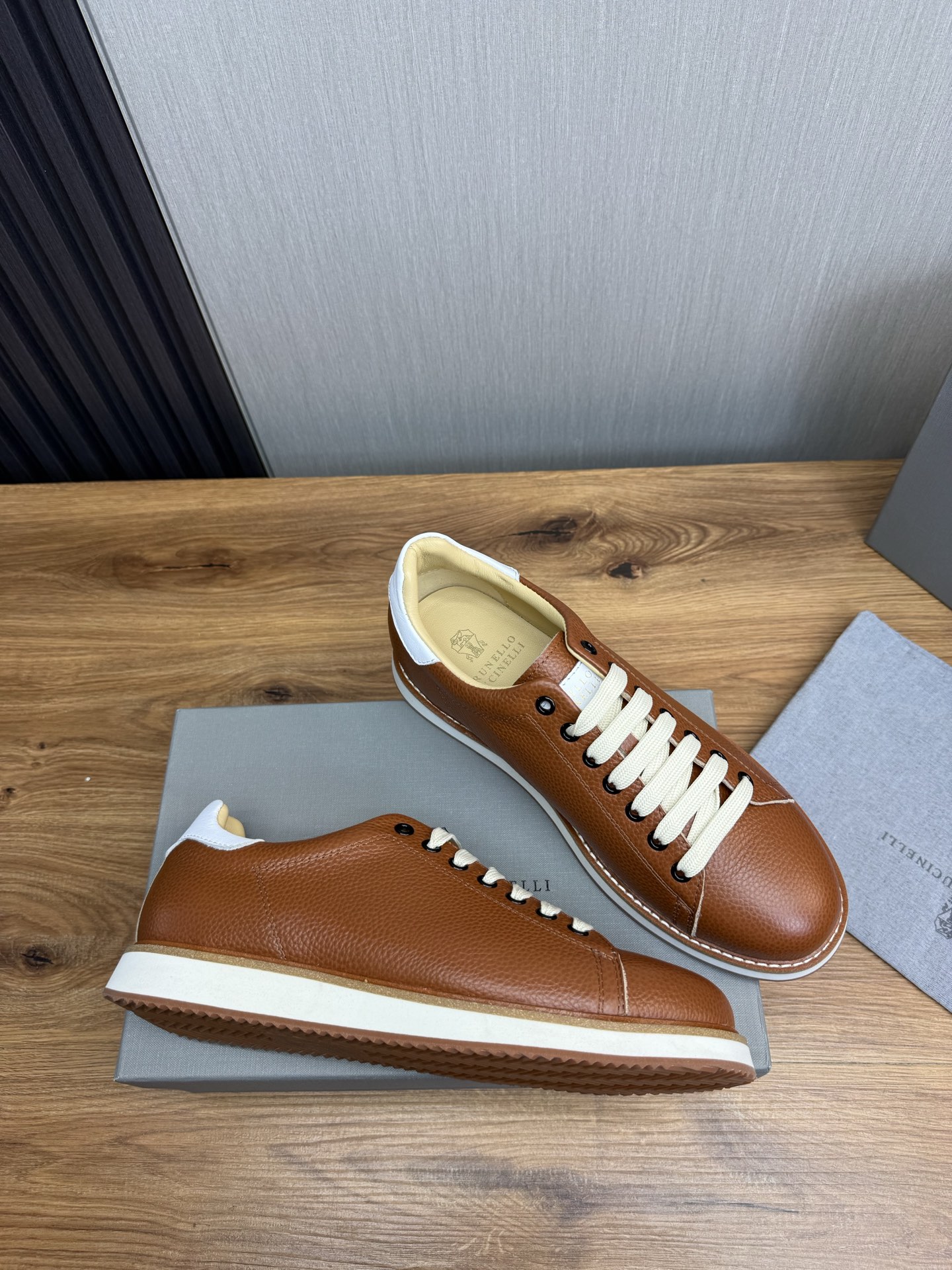 Brunello Cucinelli Men's Leather Sneakers - Comfortable & Stylish Shoes 7 i1744486370730 4807 0 4