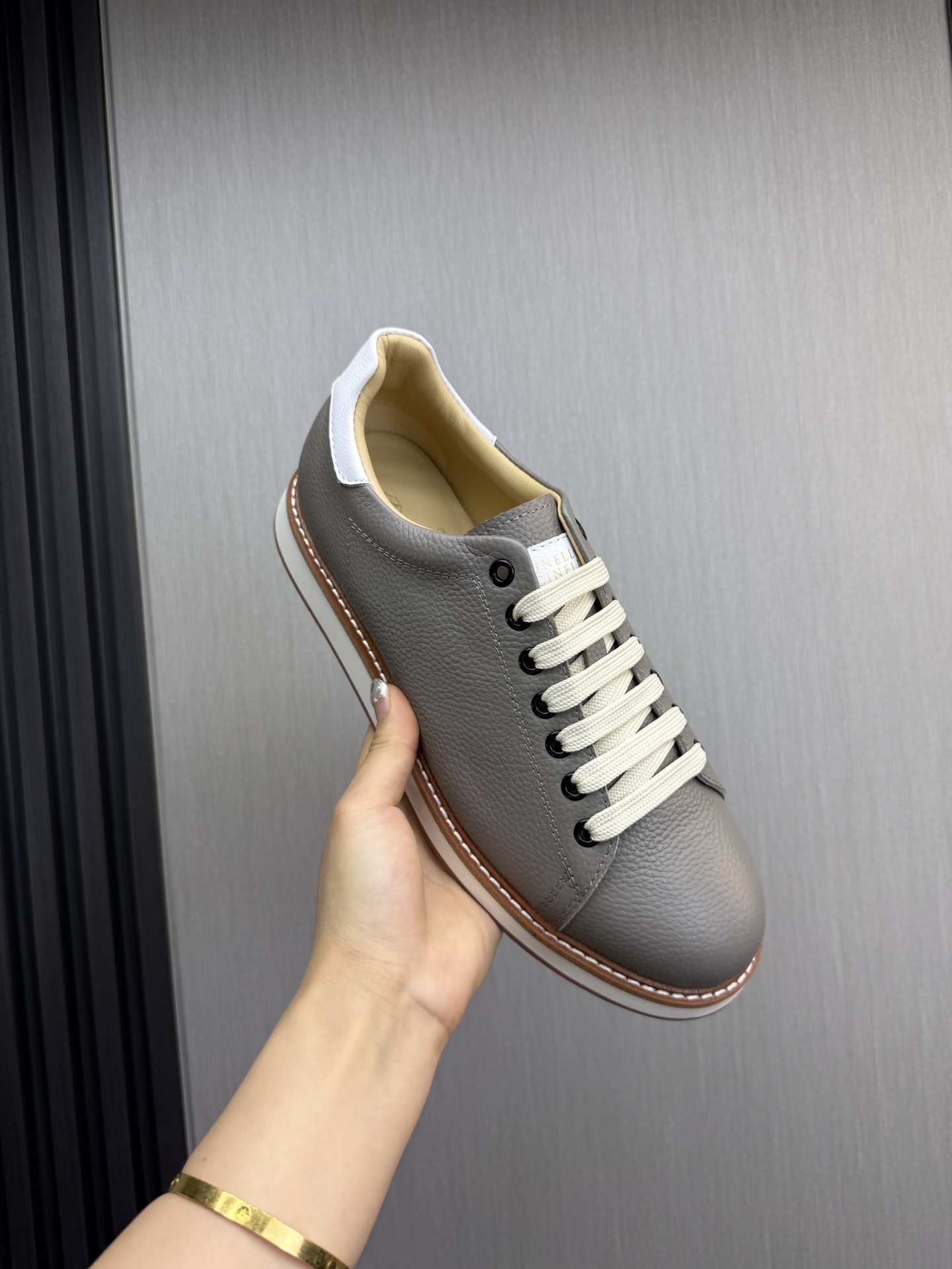 Brunello Cucinelli Men's Leather Lace-Up Sneakers, Breathable & Comfortable 9 i1744486635157 1977 0 3
